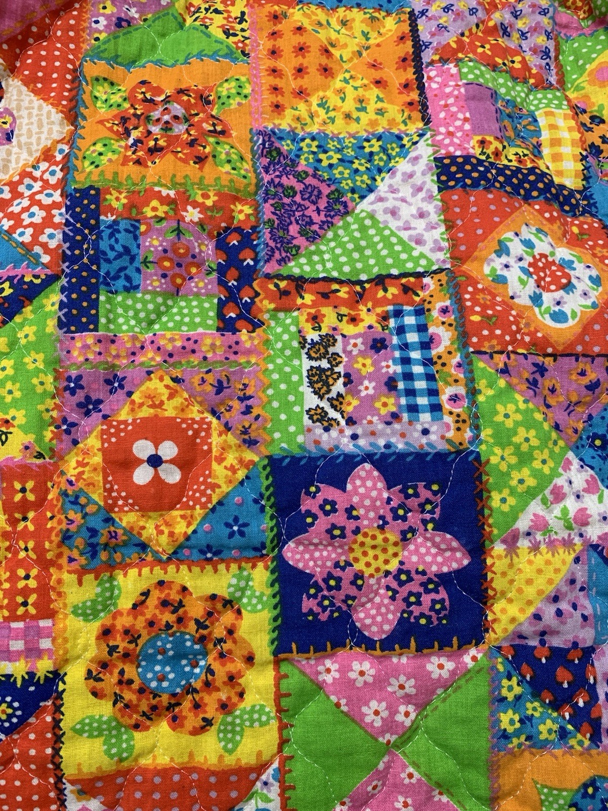 Vintage 1970s Patchwork Robe House Coat Cheater Quilt Psychedelic Funky Retro
