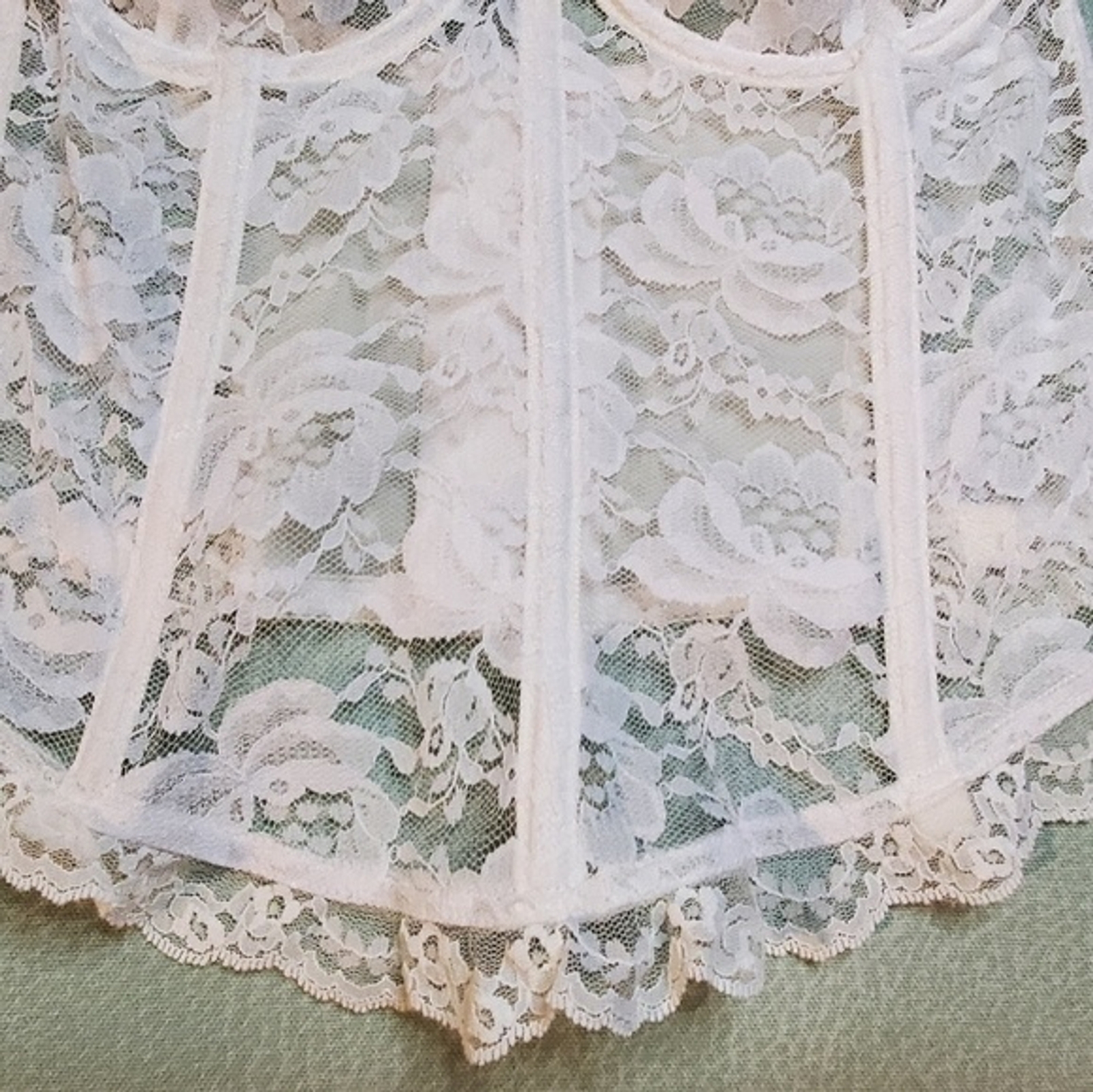 Vintage 90s Jezebel White Lace Lingerie Sheer Bridal Floral Corset Ruffle 34 B