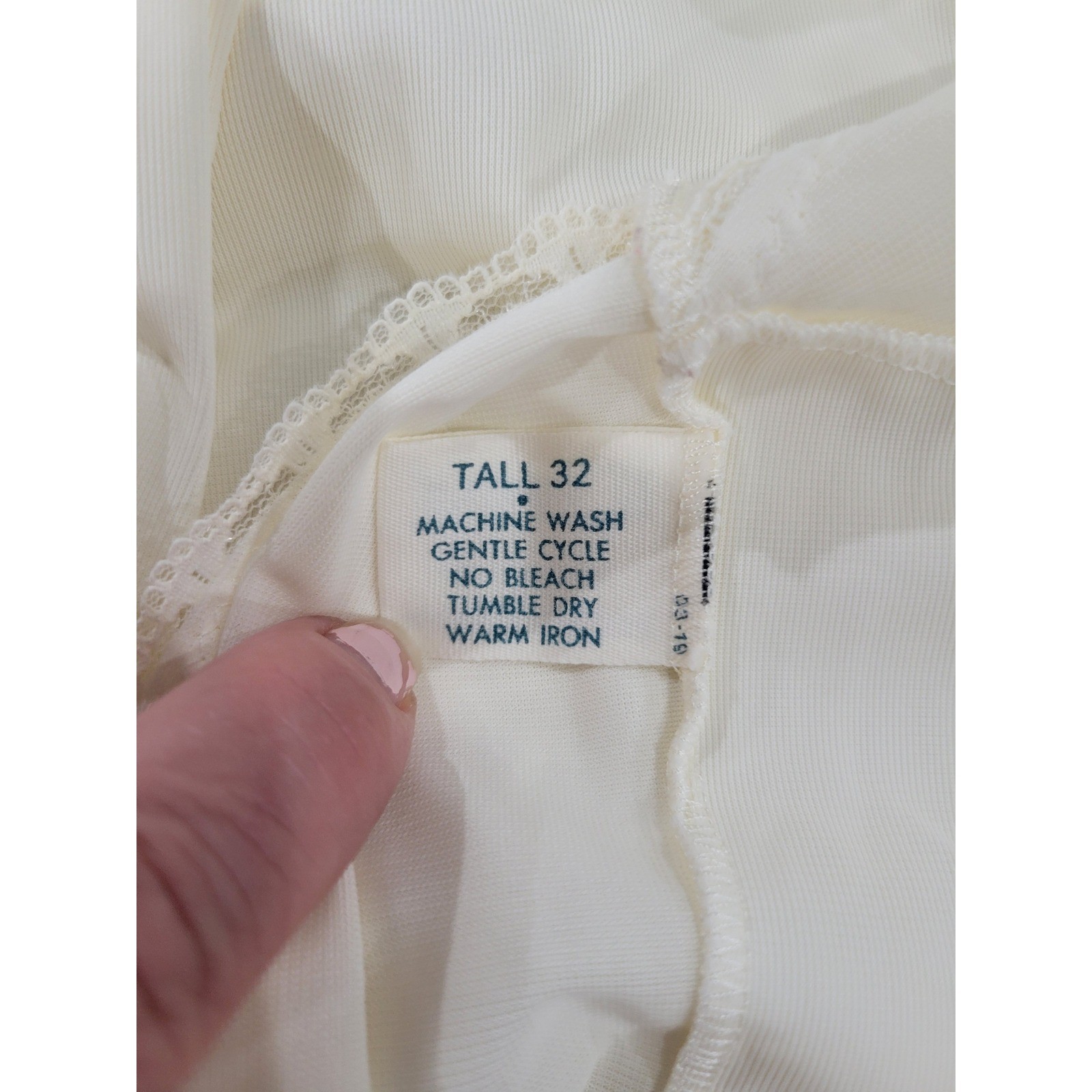 Lorraine Vintage Ivory Nylon Lace Trim Full Slip Midi Dress Tall 32 Adjustable