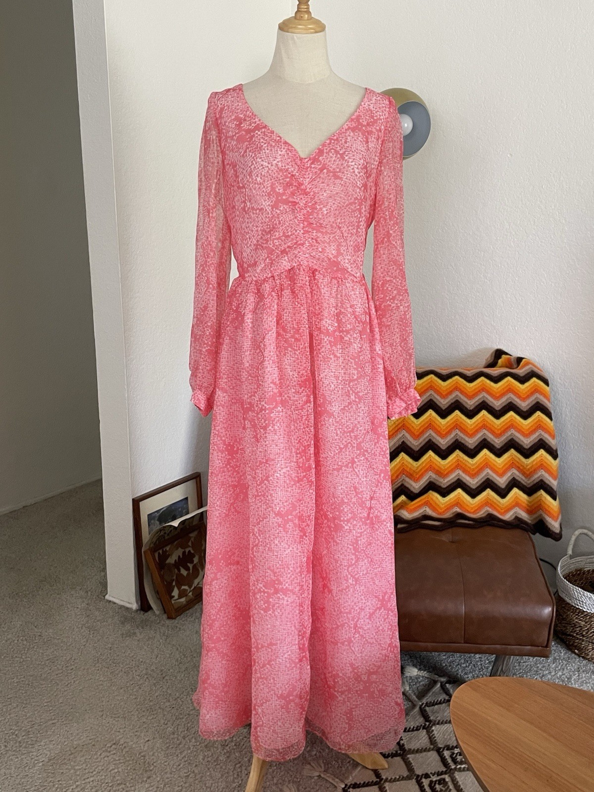 Vintage 1970s James Daugherty Boho Glam Maxi Long Sleeve Dress Pink Large