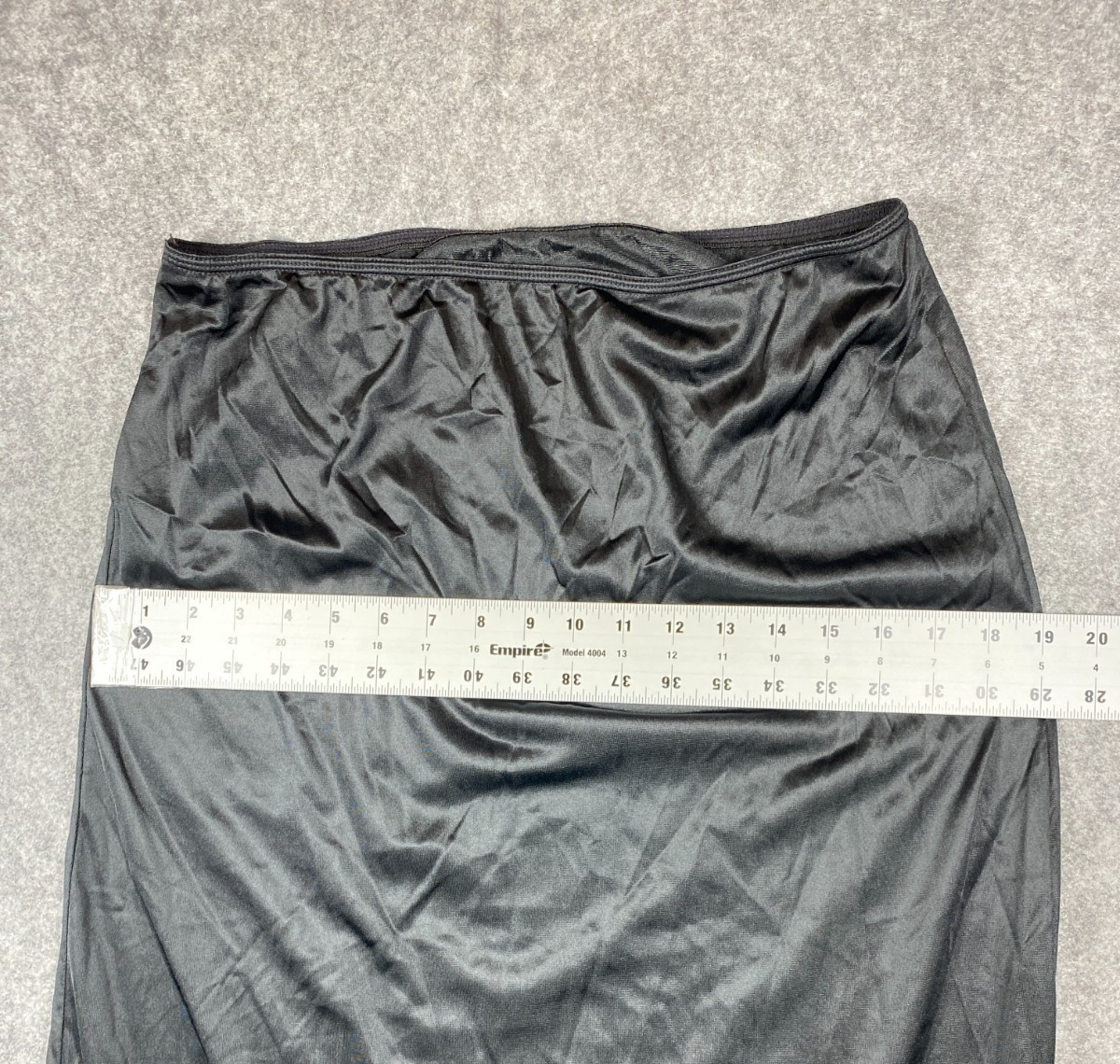 Vintage Kaydette Womens Slip Skirt Black Large 30/32 Satin Lace Trim Lingerie