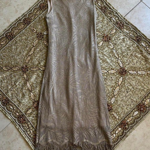 Vintage Glamour Gold Knitted Midi With Fridge