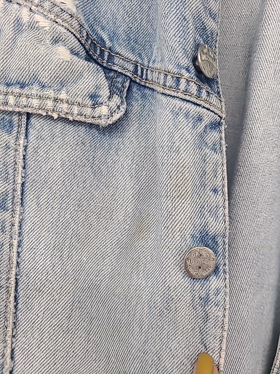 Vintage Code Bleu Light Wash Denim Distressed Jean Jacket XL Retro 80s 90s