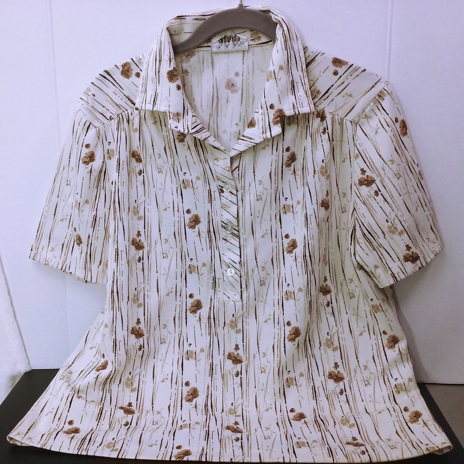 Vintage 70s 80s KoKo Knits of California Polo Top Polyester sz-L Abstract Floral