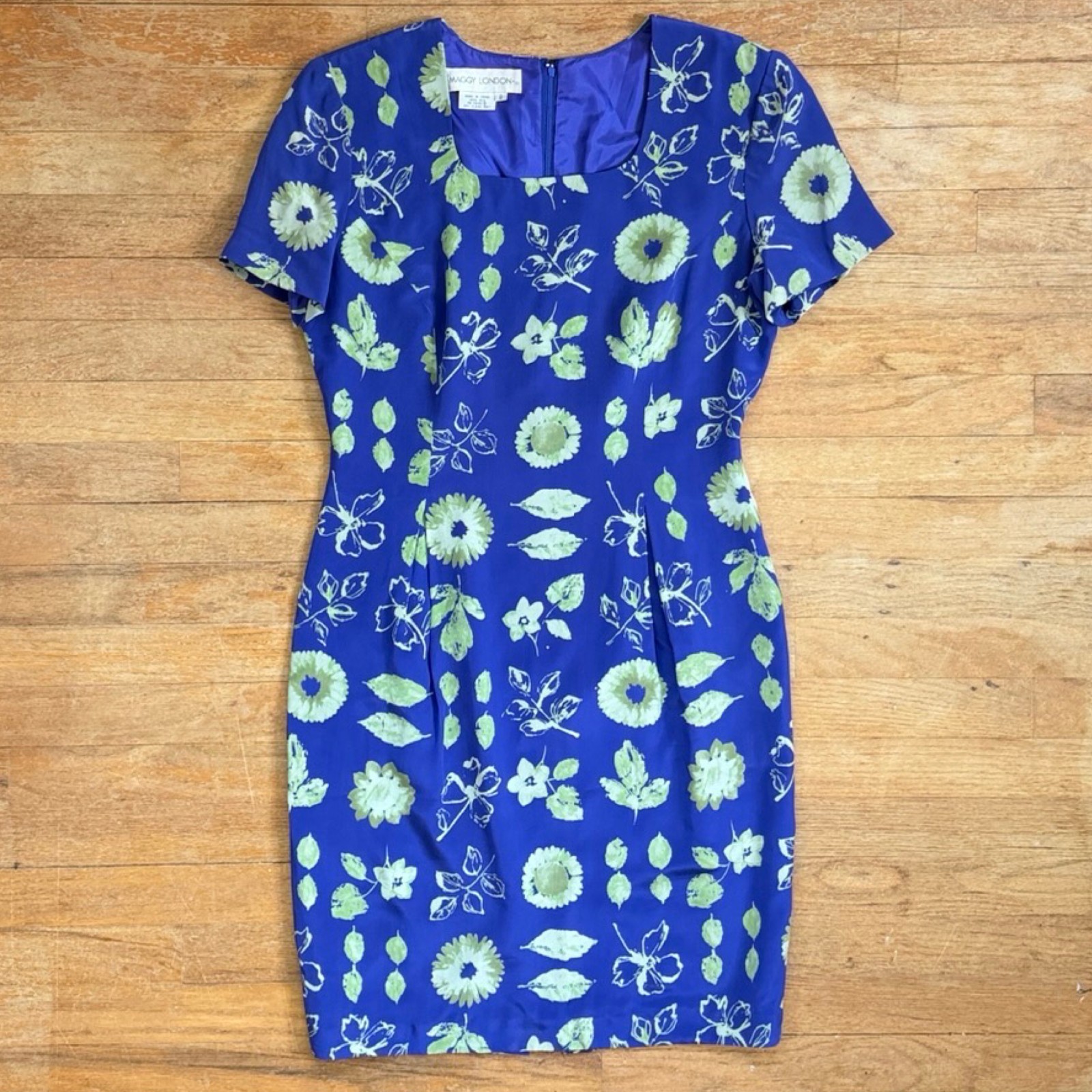 Vintage Silk Floral Sheath Dress Size Medium 90s Maggy London Indigo/Green Frock