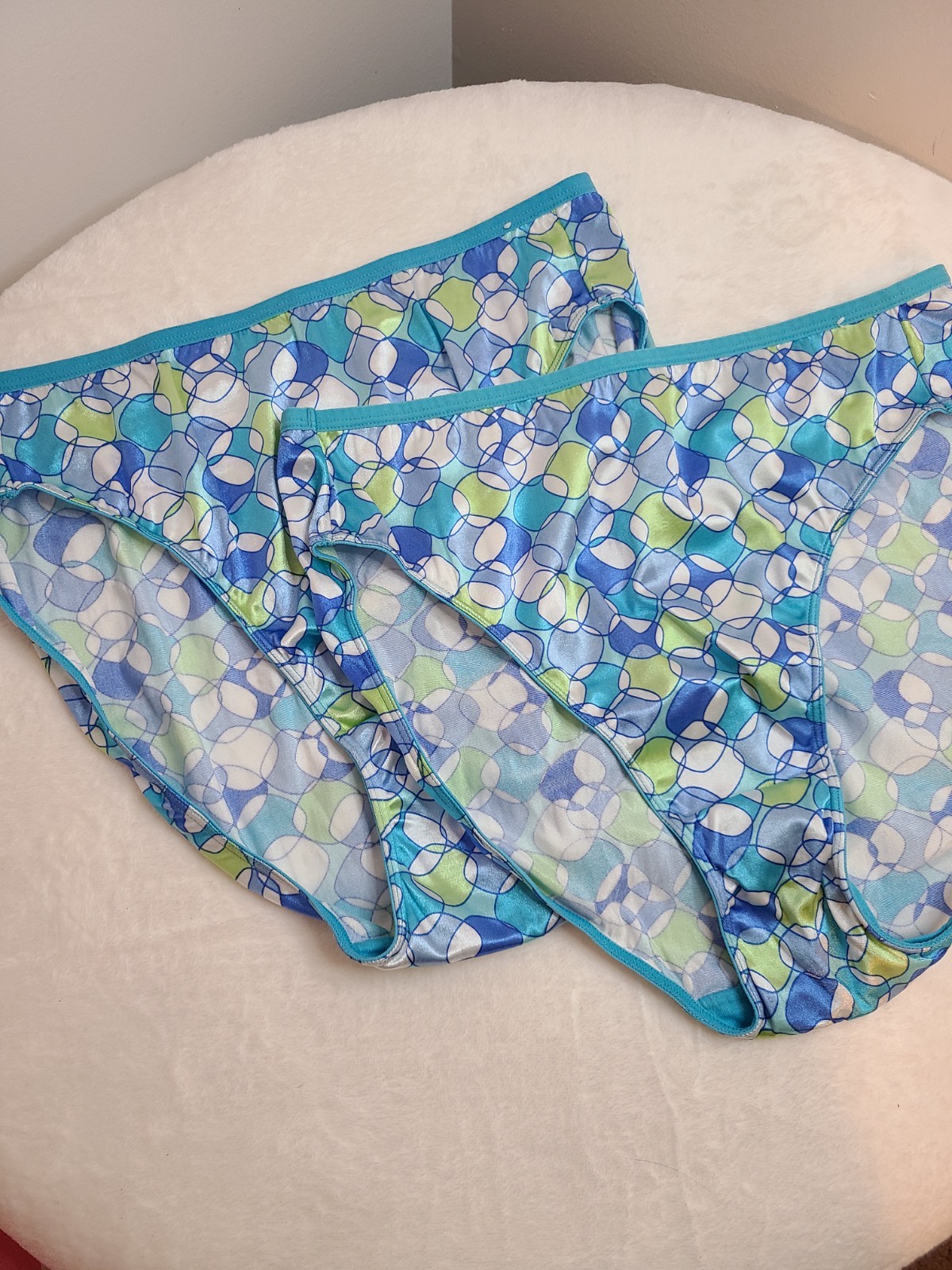 New VTG Delicates Second Skin Satin Classic Brief Panty Size Lg RARE