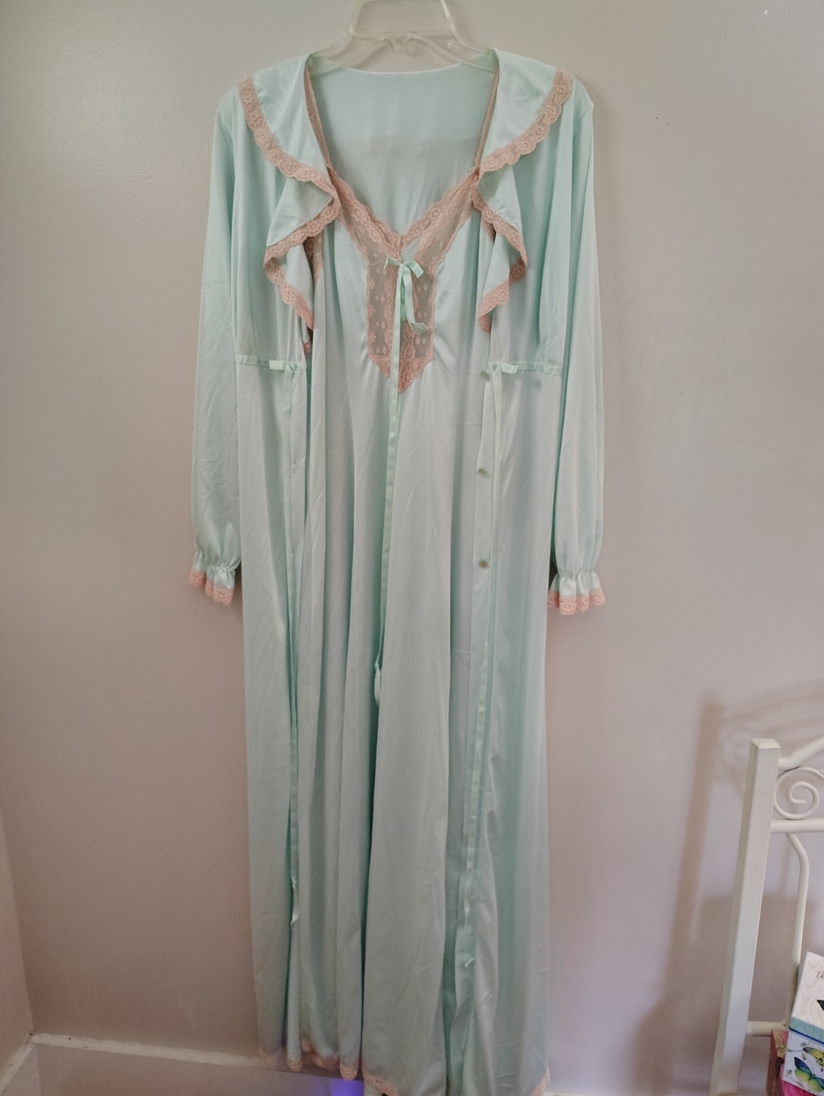 Vtg. Peignoir And Gown Set. Beautiful teal and Brown lace by Pinehurst. 1950’s.