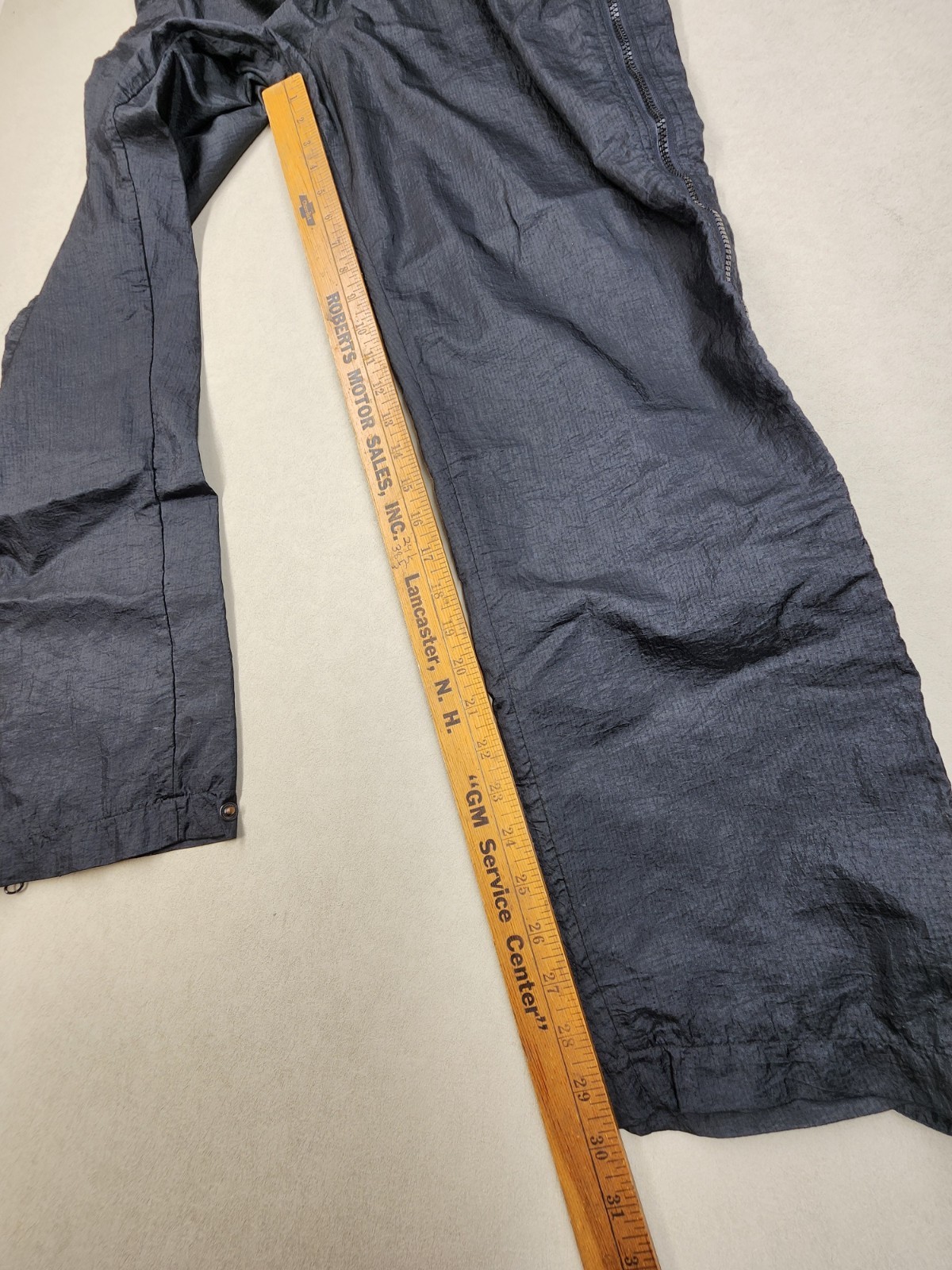 Helly Hansen Black Womens Windbreaker Medium Pants Vintage 90’s
