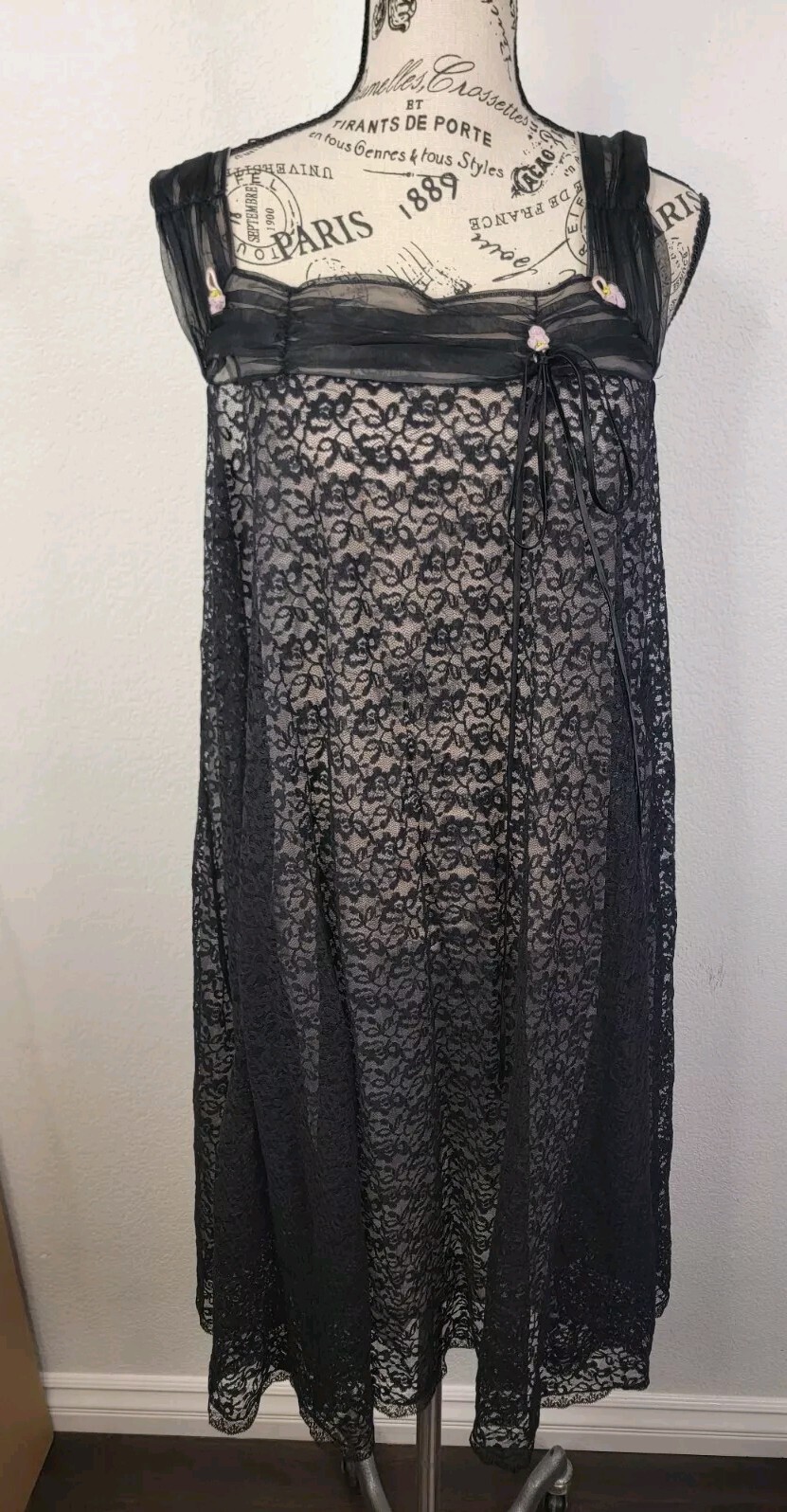Gotham Gold Stripe Vintage Nightgown Medium Floral Lace Overlaid Whimsygoth