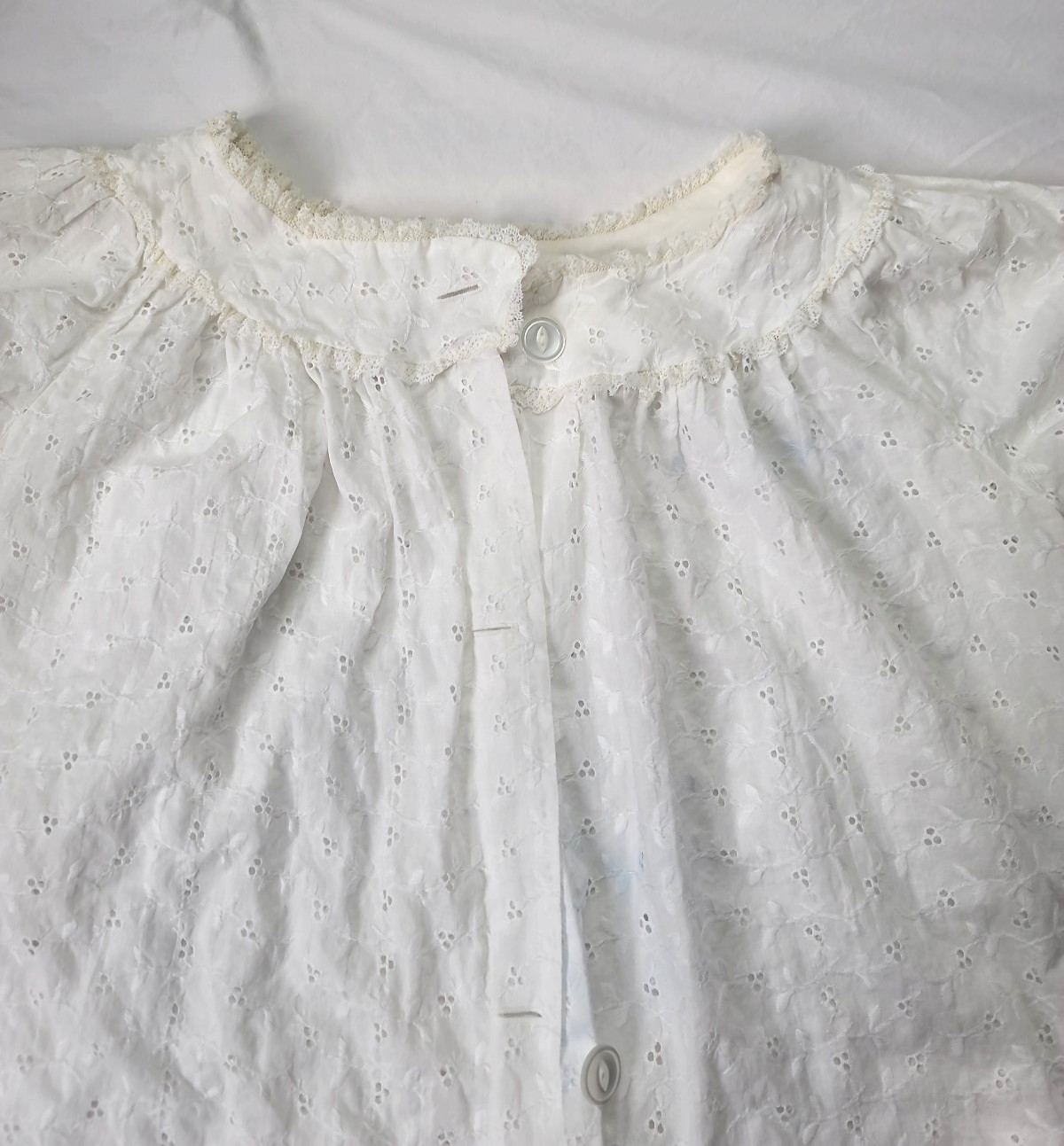 Vtg Barbara Lee Robe White Eyelet Lace Sz Small Summer Cover Up Short Sleeve