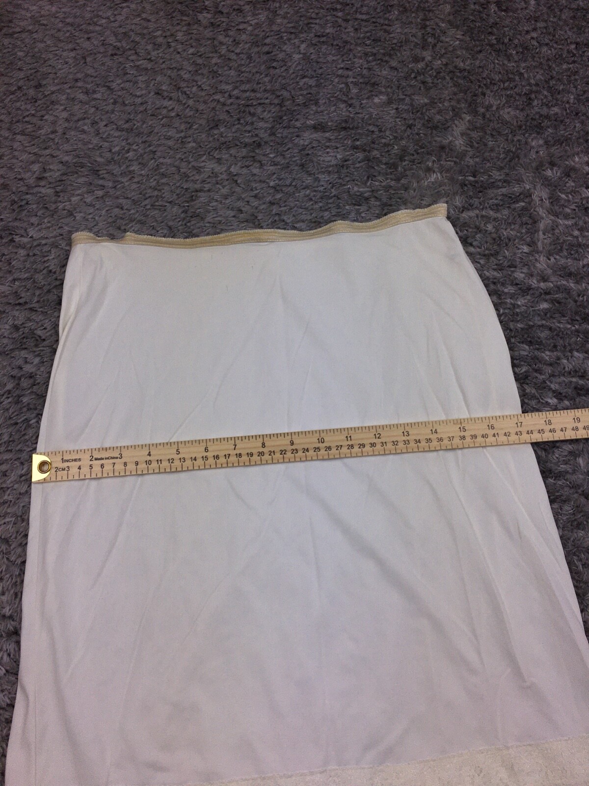 Lorraine Half Slip Size Small Beige / Nude Stretch Pull On Vintage