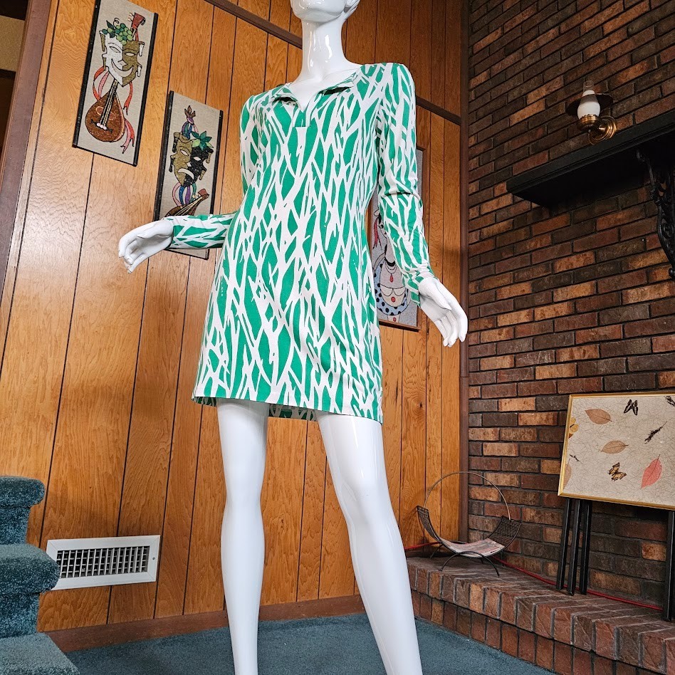 Vtg 90s Diane von Furstenberg Reina Long Sleeve Green Twig Heritage Dress M/L