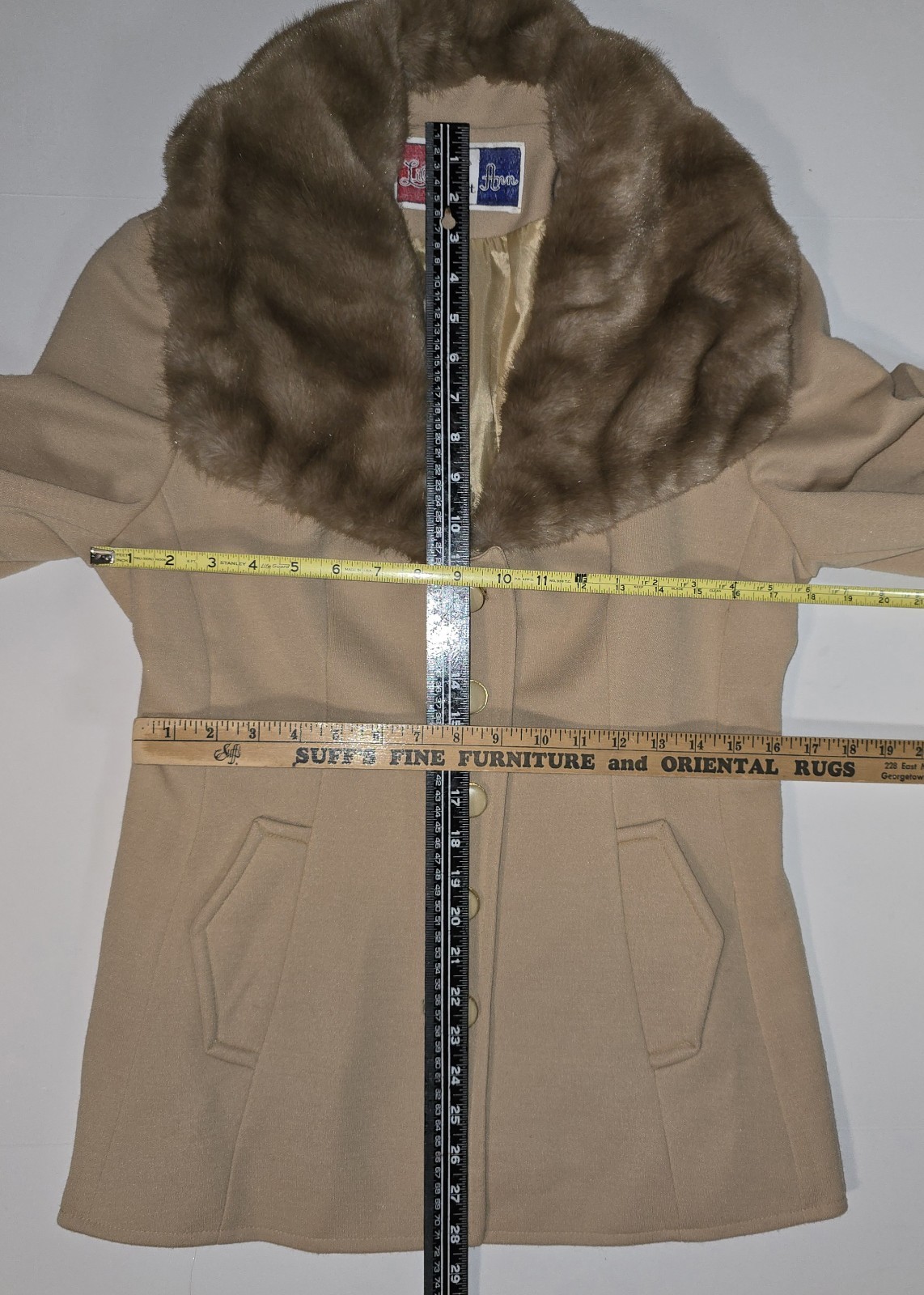 VTG 1960s Lilli Ann Tan Penny Lane 27″ Mid Coat Brown Faux Fur Trim Cuffs L 16