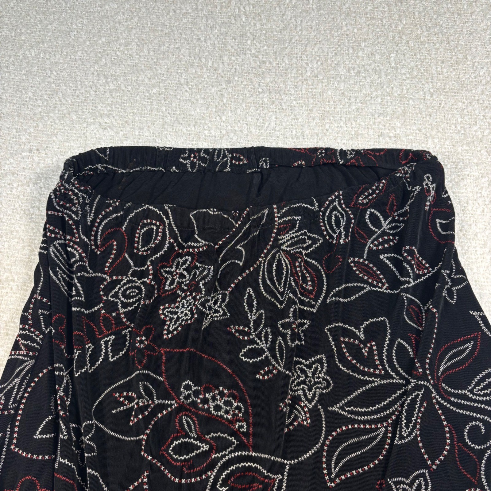 Y2K whimsigoth black white red stitch floral midi skirt grunge fairy cottagecore