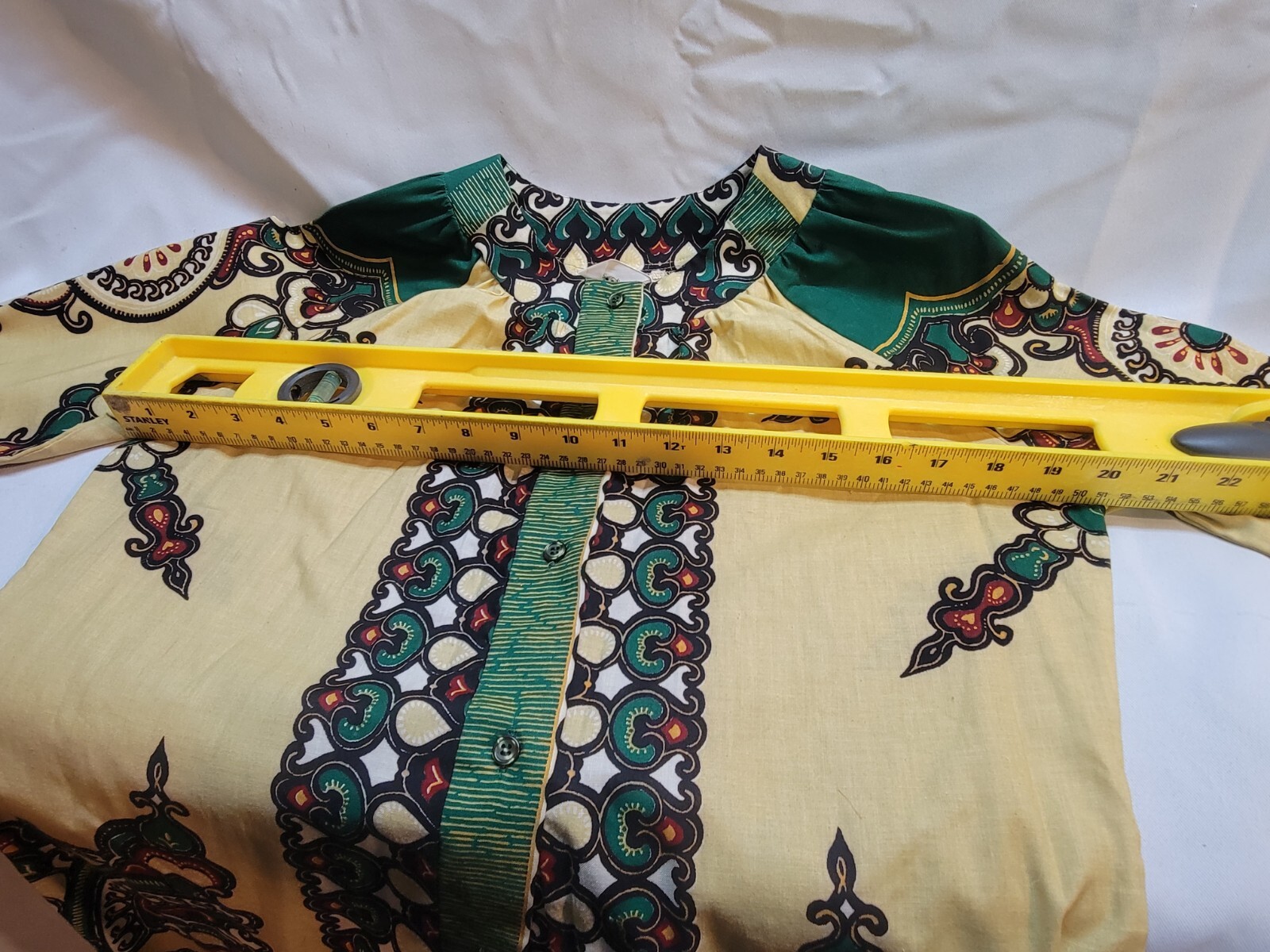 Vintage 70’s Lady Arrow Women’s Button Up Shirt/Blouse Belt Measurements in Pics