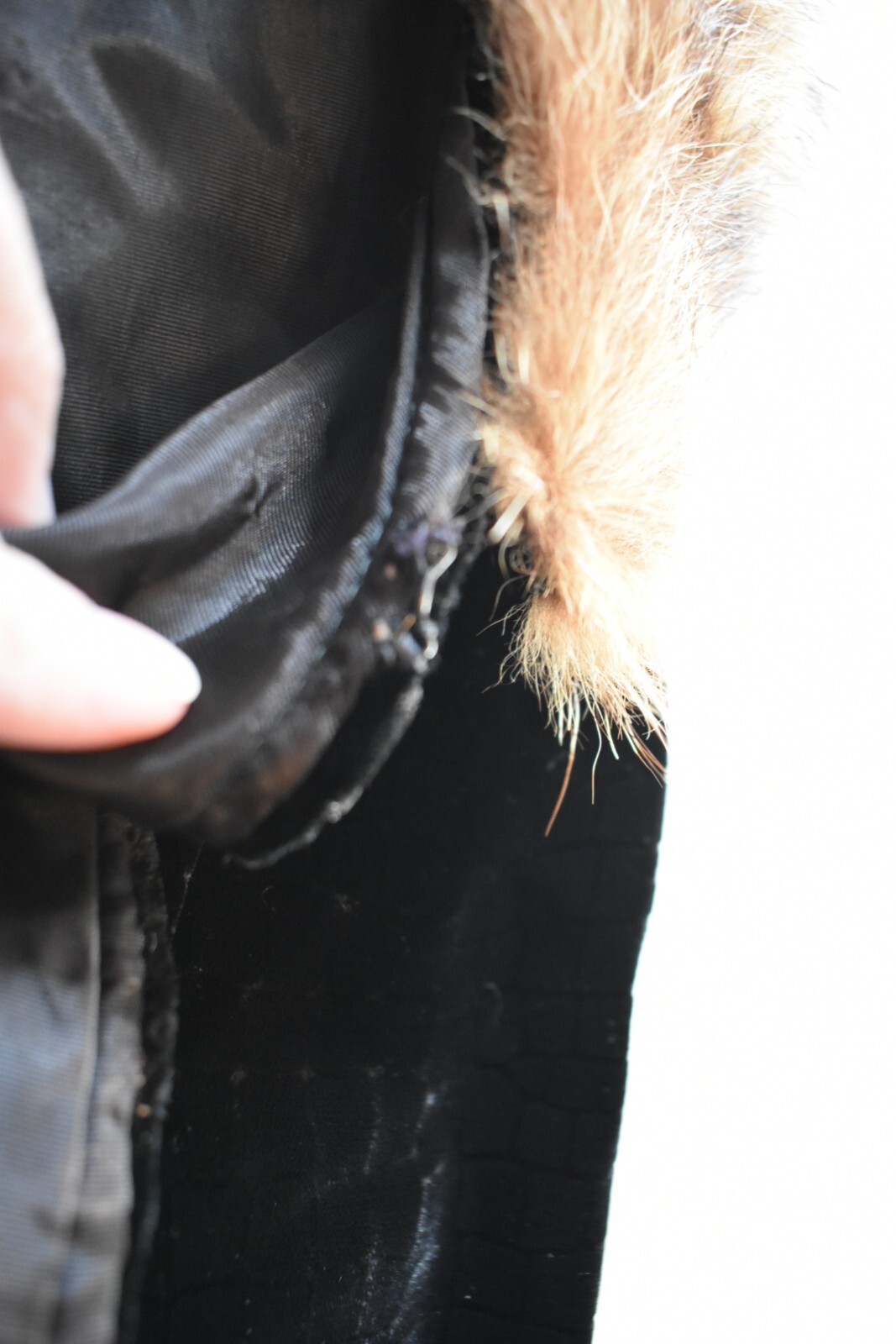DESTROYED Whimsigoth Vintage National Board Coat & Suit Industry Velvet/Fur coat