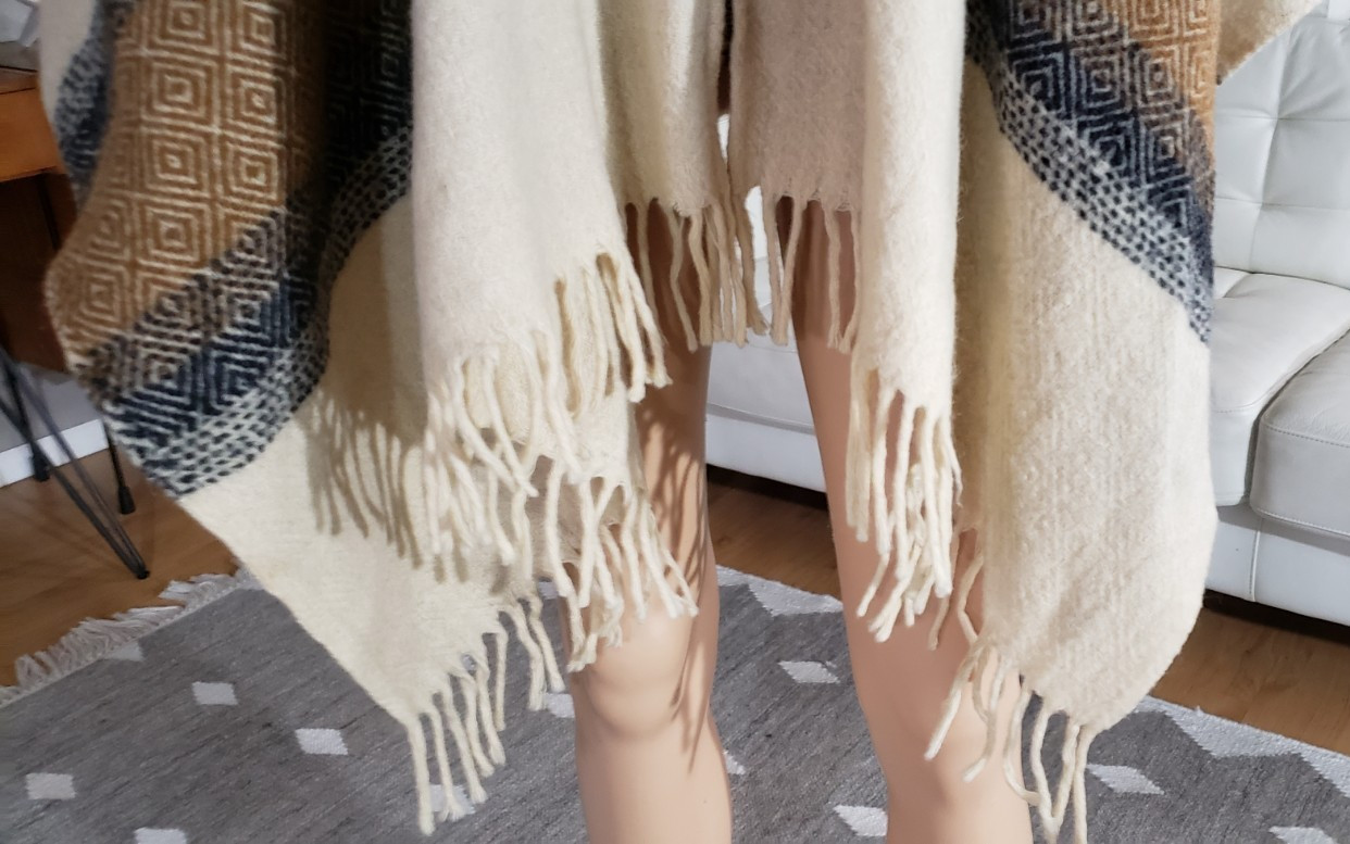 Vintage 60’s King of the Ponchos Country Place Wool Shawl Cape Hood Fringe