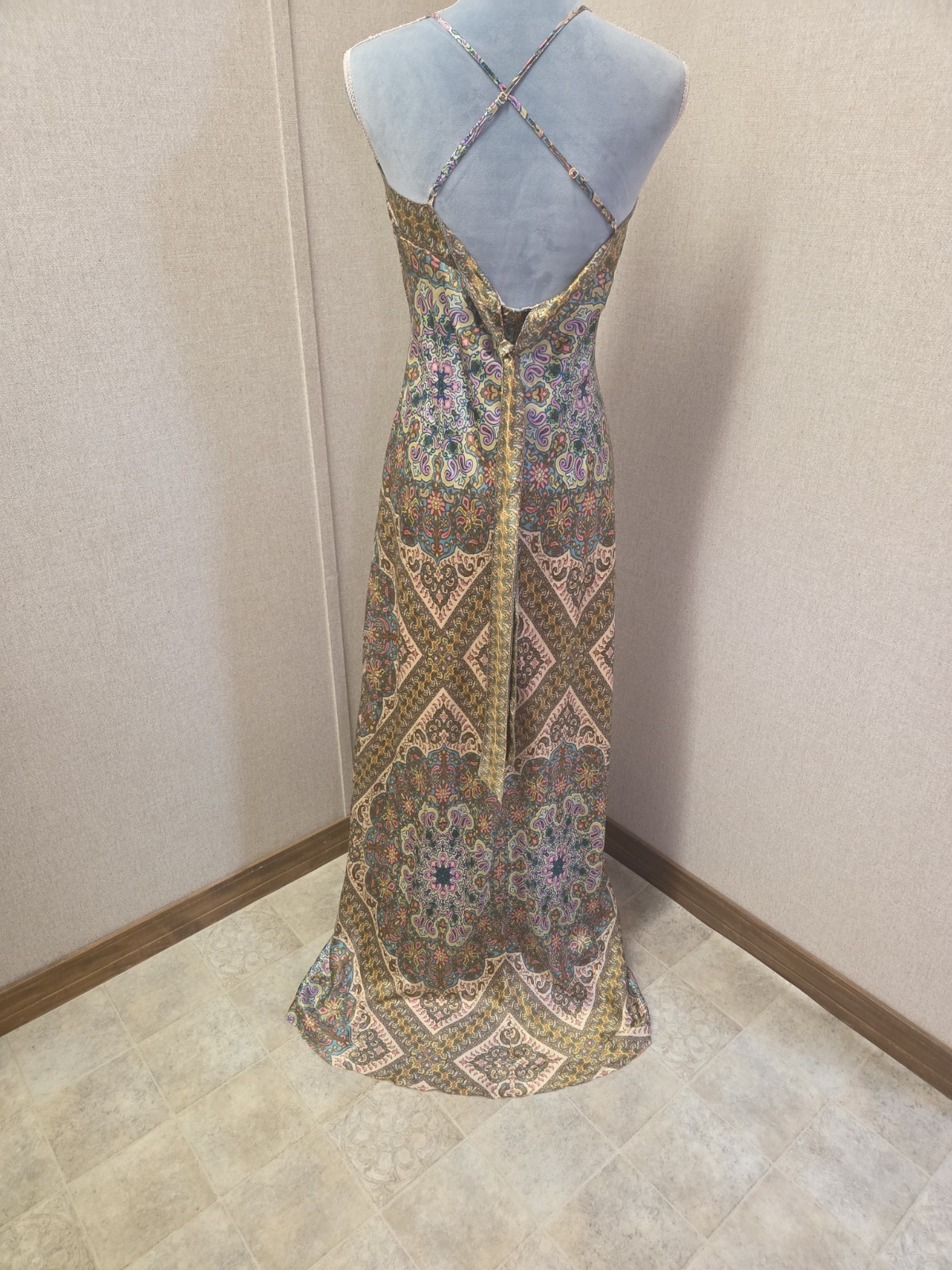 Vintage Y2k Paisley Nicole Miller Collection 100% Silk Backless fairy Gown SZ 10