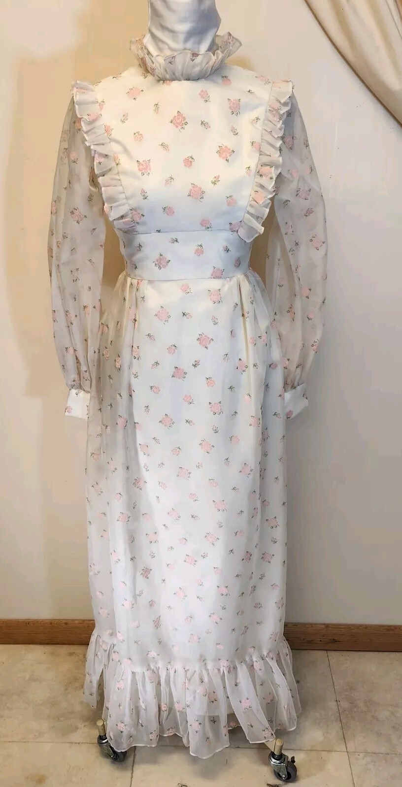 70′ Vintage Prom Dress * White w/ Pink Flocked Roses Throughout