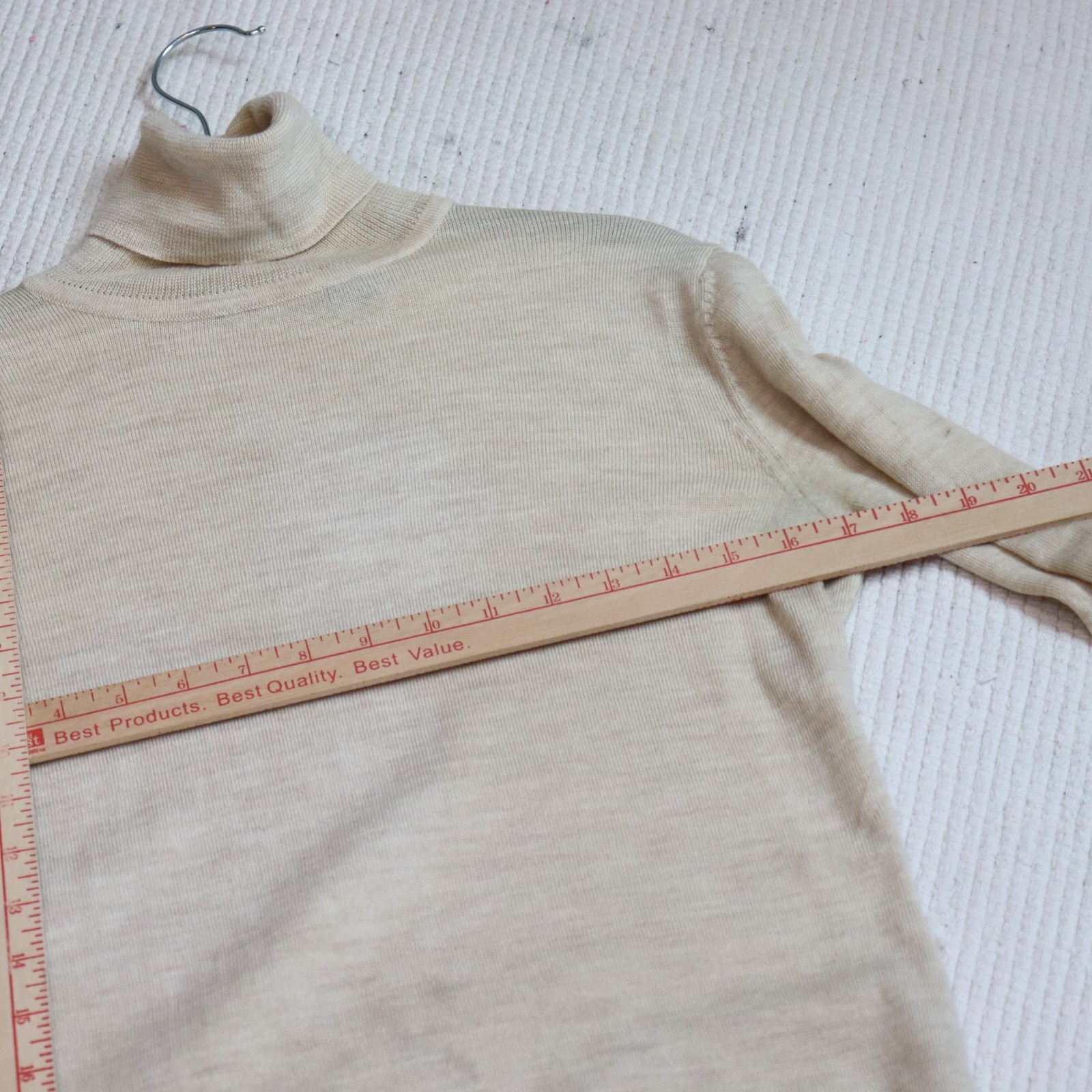 Vintage Harold’s Merino Wool Turtleneck Sweater Cream Classic Size M