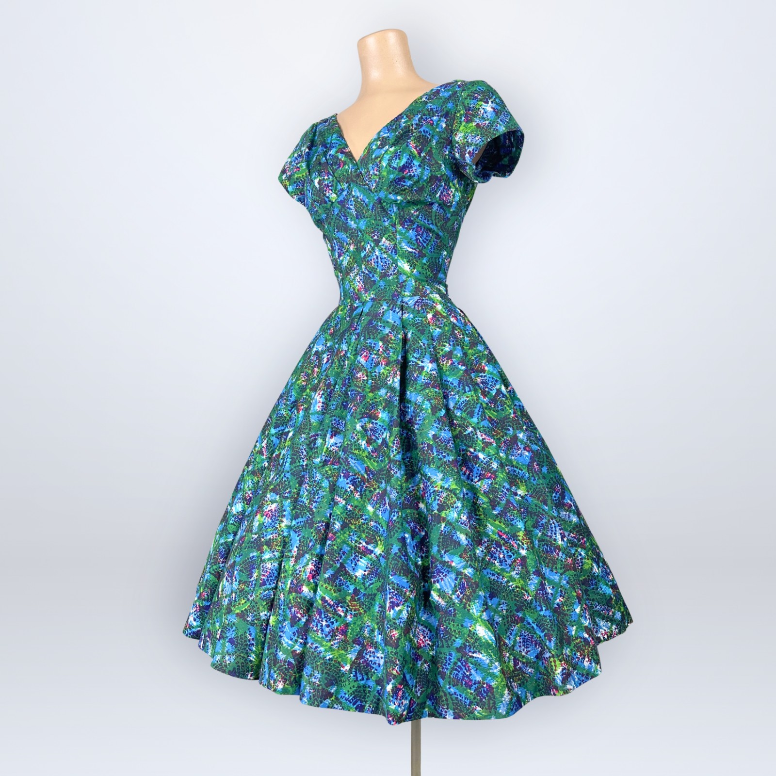 Vintage 1950s Kane Weill Cottontime Pebble Stone Print Full Sweep Dress New Look