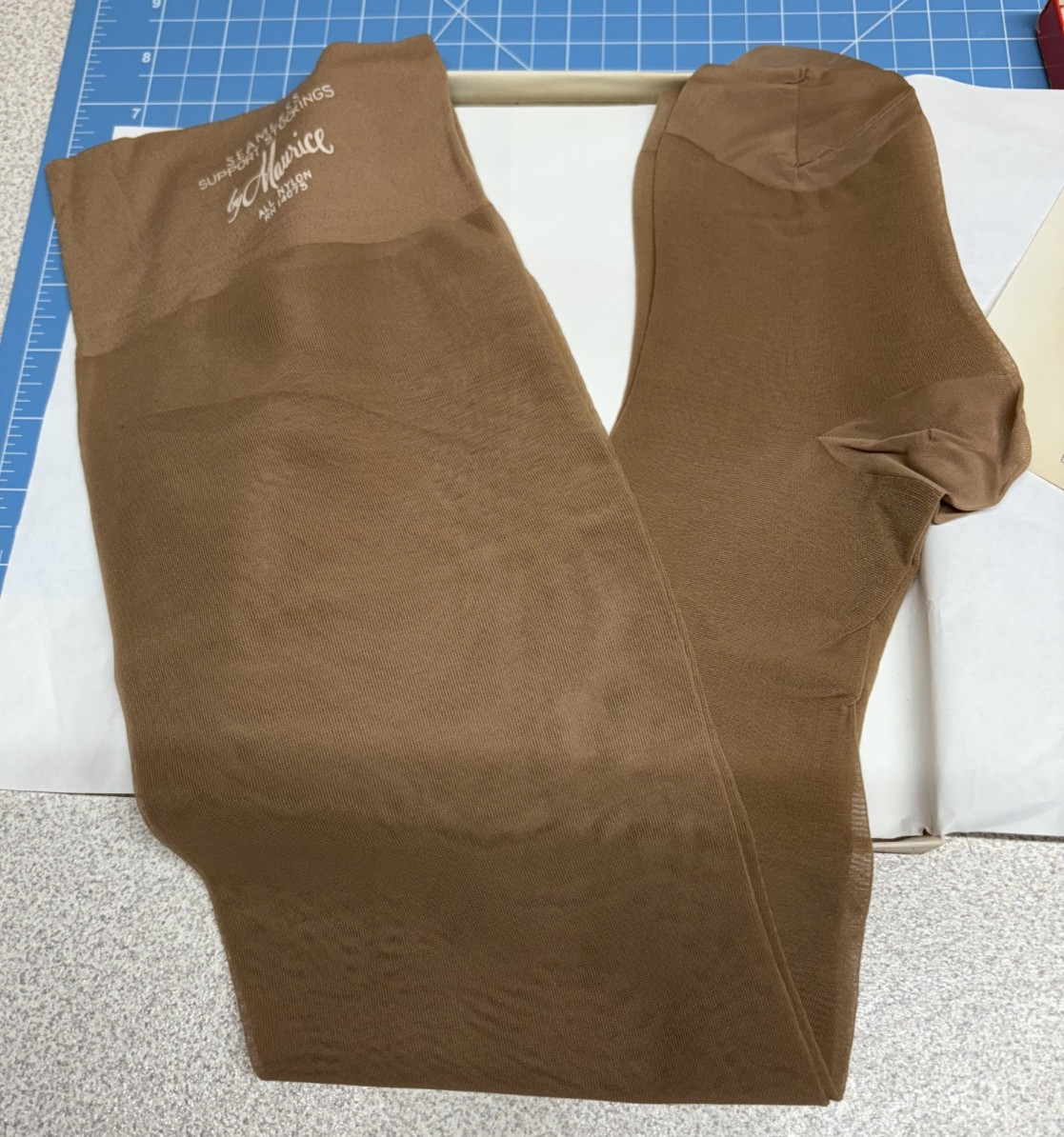 Vintage Maurice Rosetone Seamless Support Hosiery Size 9.5-10 w/ Original Box NO
