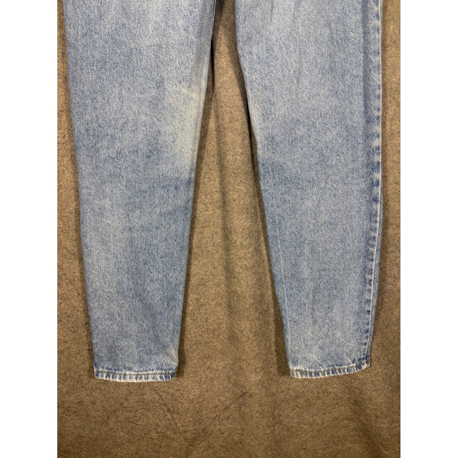 Vintage Lee High Waisted Mom Jeans Light Wash Tapered Leg Denim Made in USA 12 L