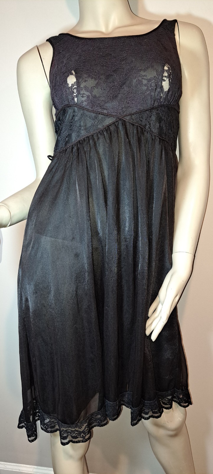 Vtg 60s Movie Star Black Floaty Waltz Nightgown Sml Peek A Boo Bust Lace S