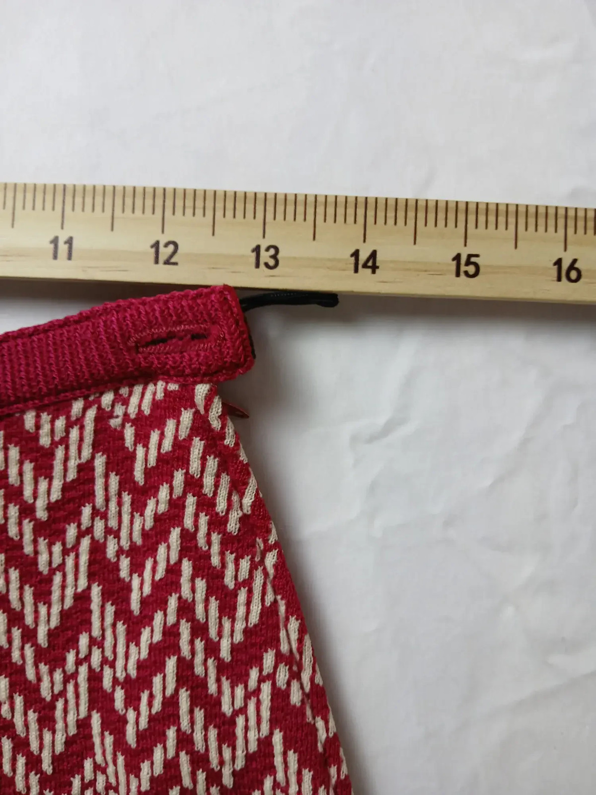 Vintage Womens 2pc Red Ivory Boucle Jacket Skirt Set Size 8 Wool Blend