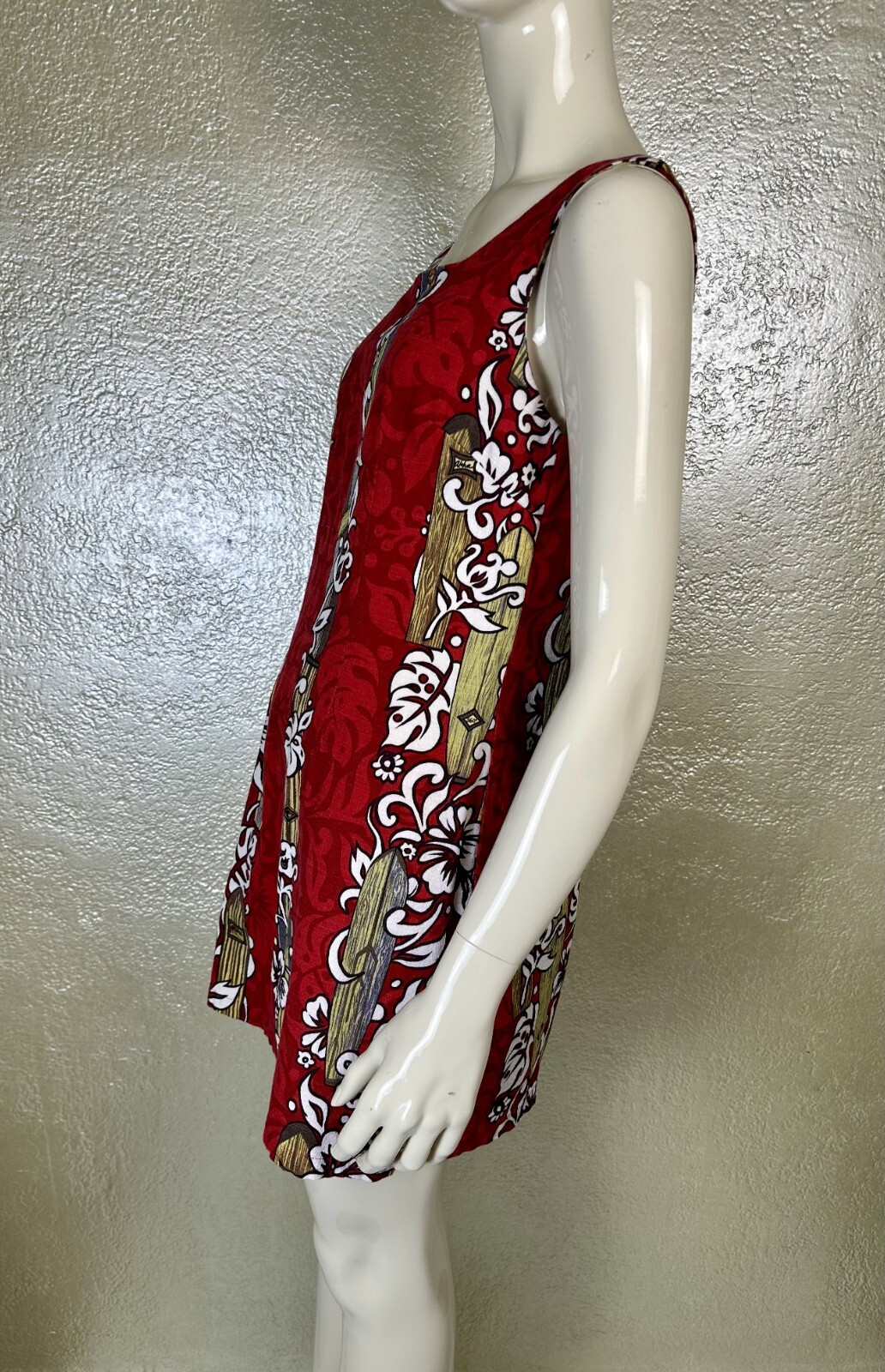 Vintage 1990s Ladies SHANNON MARIE Red Surfboard Hawaiian Cotton Barkcloth Dress