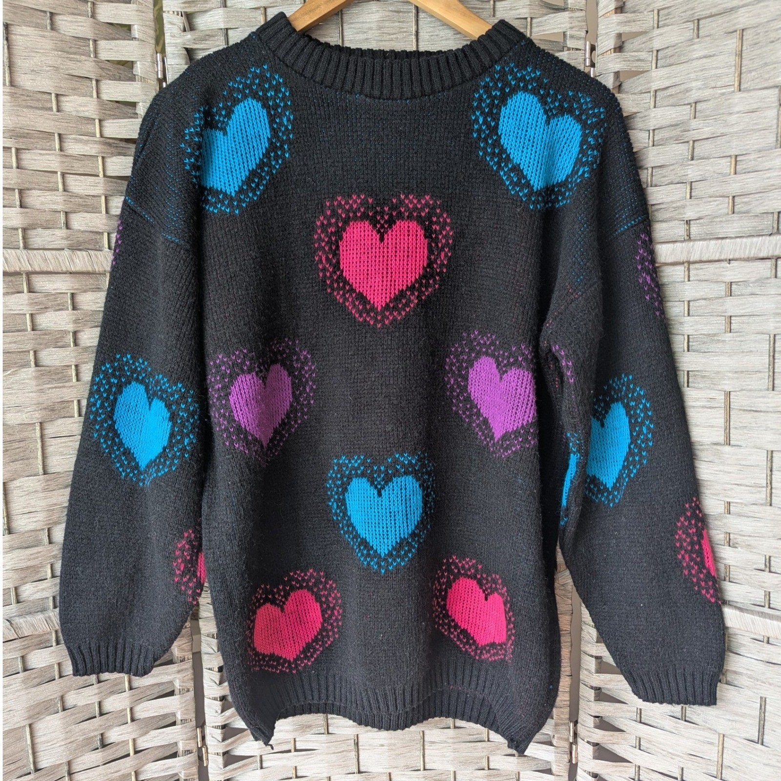 Vtg Heart Sweater Black Pink Blue 80s 90s Oversized Fits Modern M/L Cozy Cute