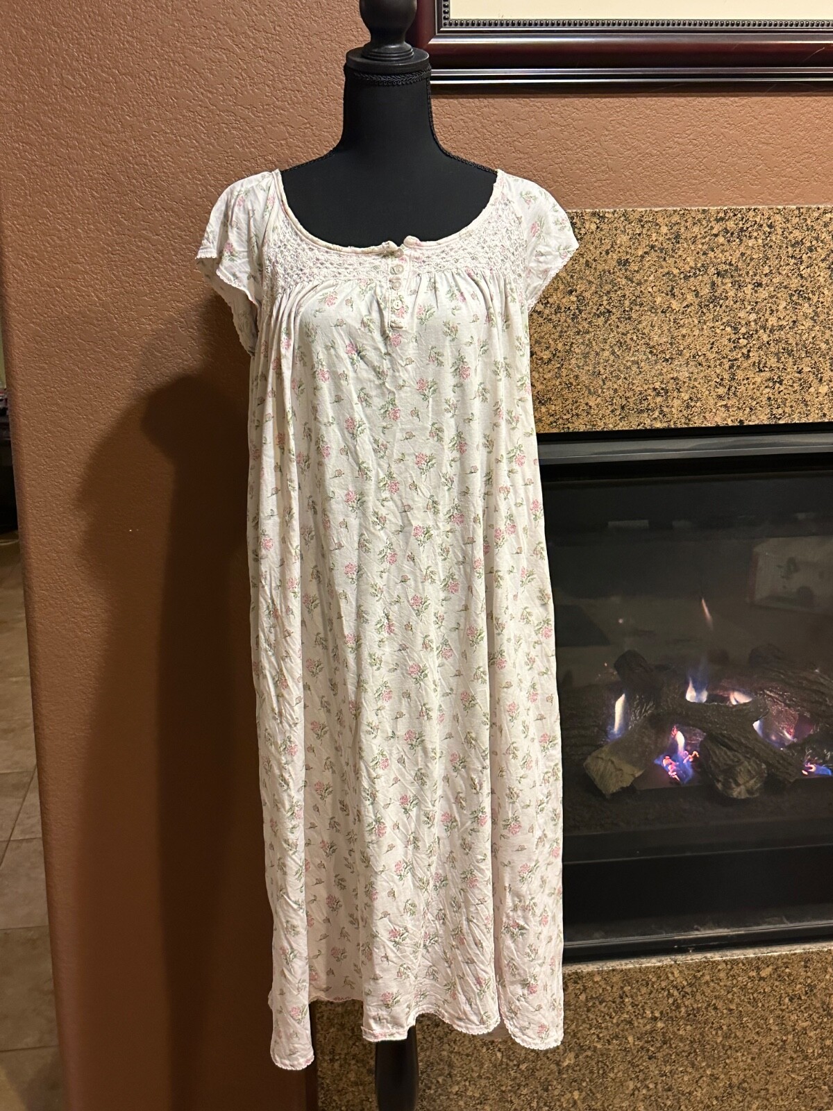 (See Pic)Womens Vintage Go Softly Nightgown Light Pink Floral Design Size Small