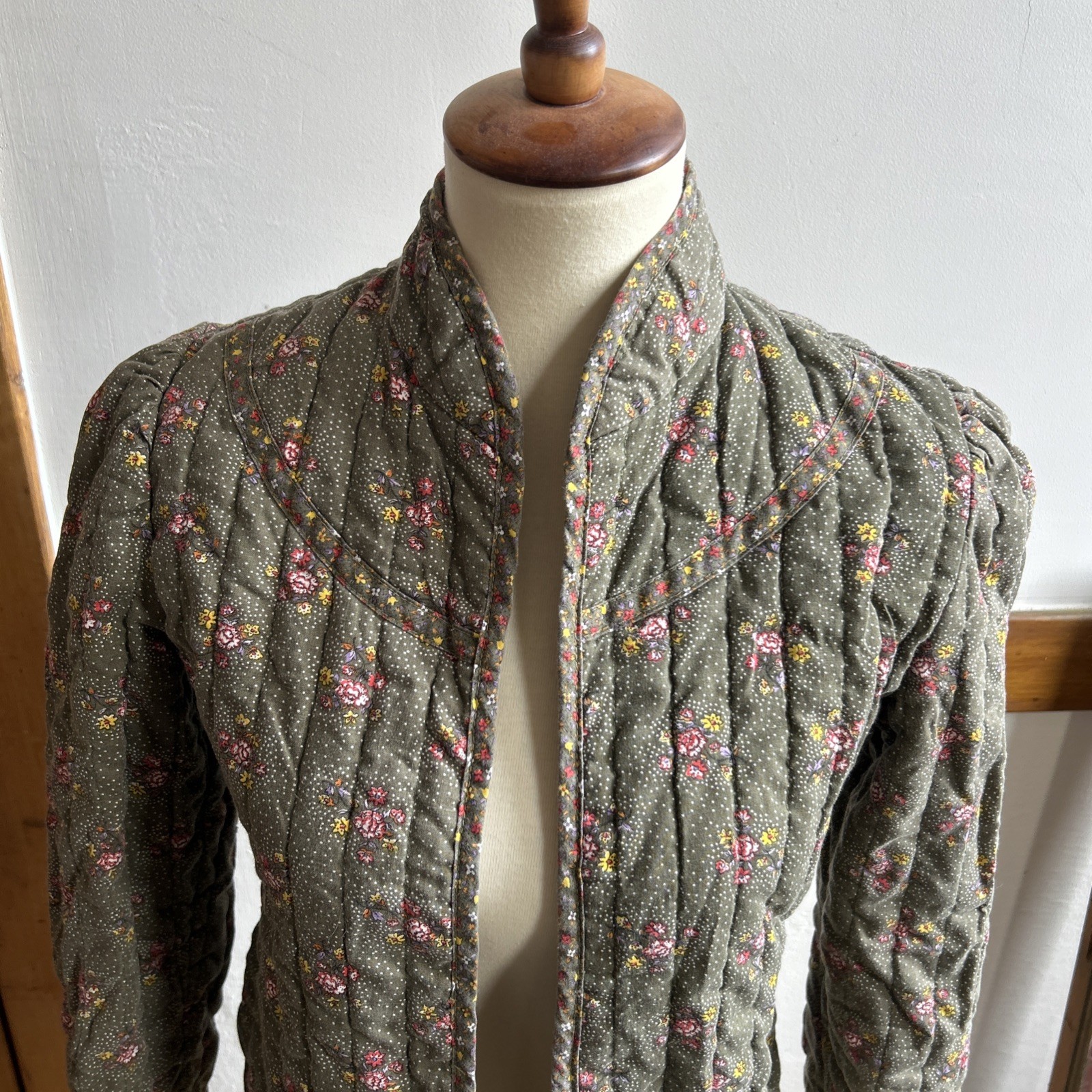 Vintage 70s Cleveland Street New York Quilted Crop Jacket Green Floral Size S 9