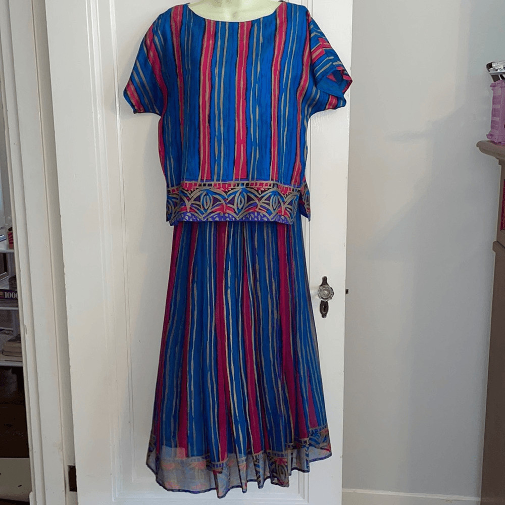 Vtg Monsoon turquoise, blue, fuchsia & gold striped silk outfit with full skirt