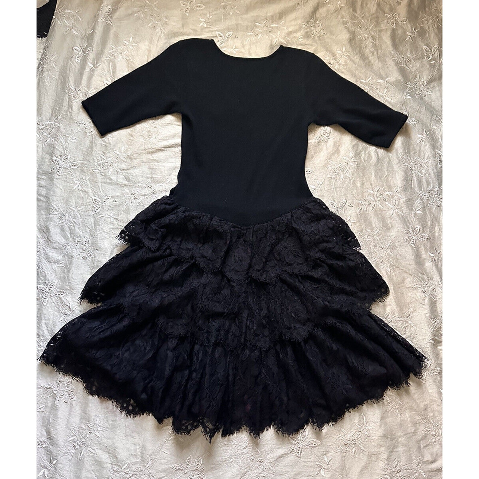 Vintage Adrienne Vittadini Sweater Dress Lace Ruffles Layered Wool Black Sz M