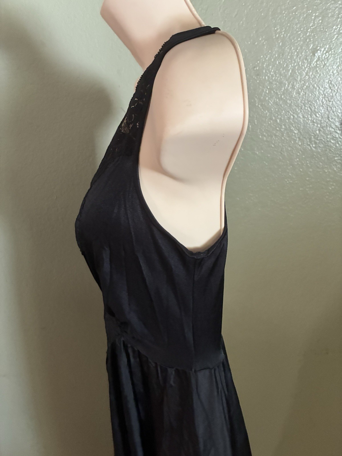 L OLGA NIGHTGOWN 92280 BLACK
