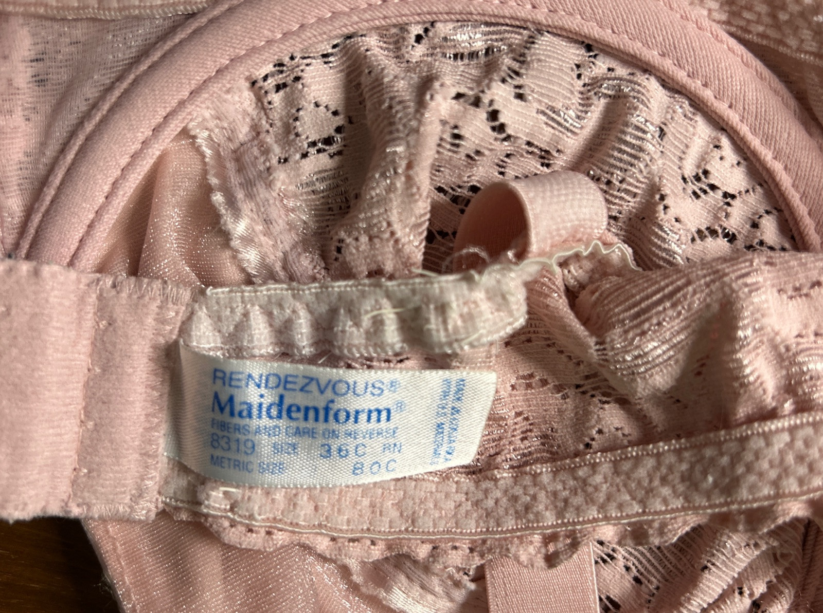 Vtg Maidenform Rendezvous Bra 36C Satin Second Skin Lace Underwire Ice Pink