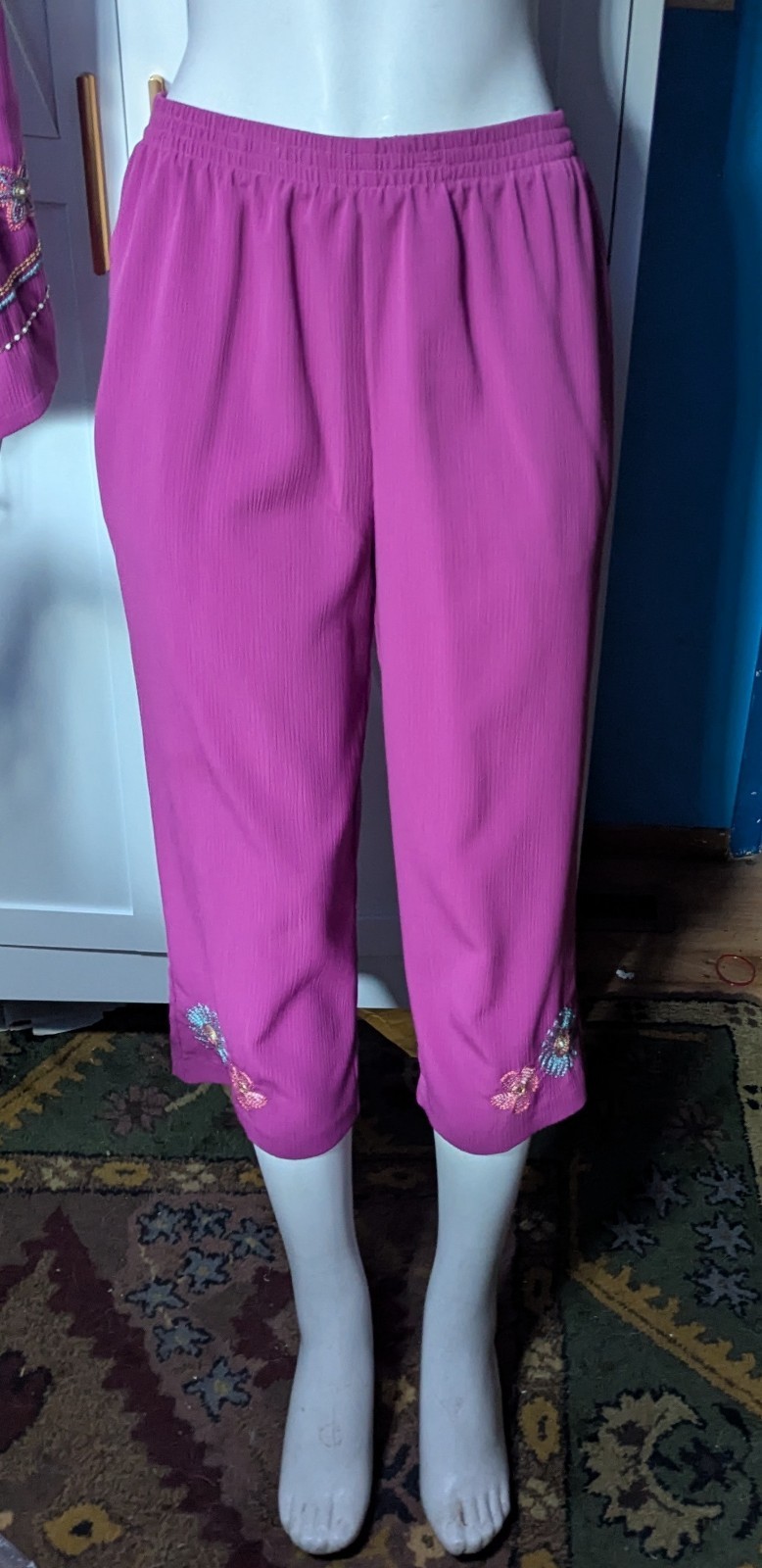 Vintage Koret Floral Embroidery Magenta Pink 2 Piece Set Short Pants And Top