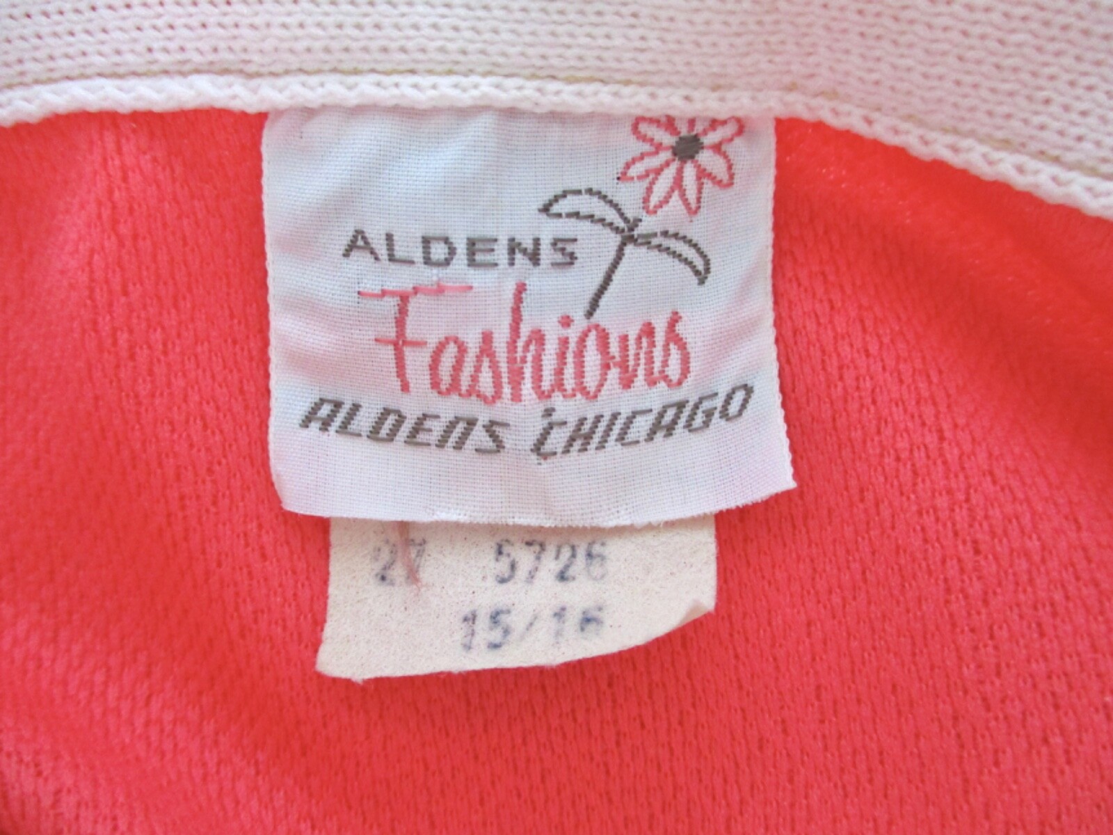 Vtg 60s 70s Mod Aldens Coral Pink Textured Poly Knit Boxy Pullover Tank Top 16