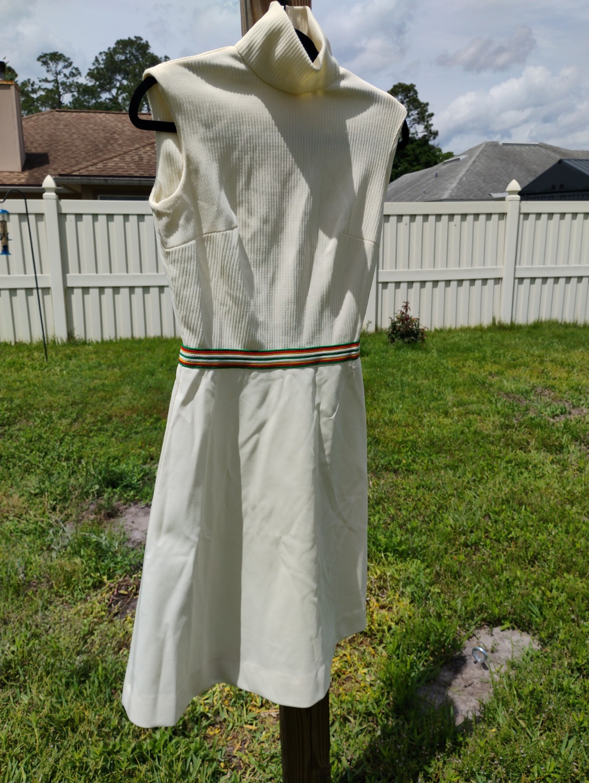 BLEEKER STREET vintage Dress 1960s/70sl Colored Belt, Turtle Neck Dress