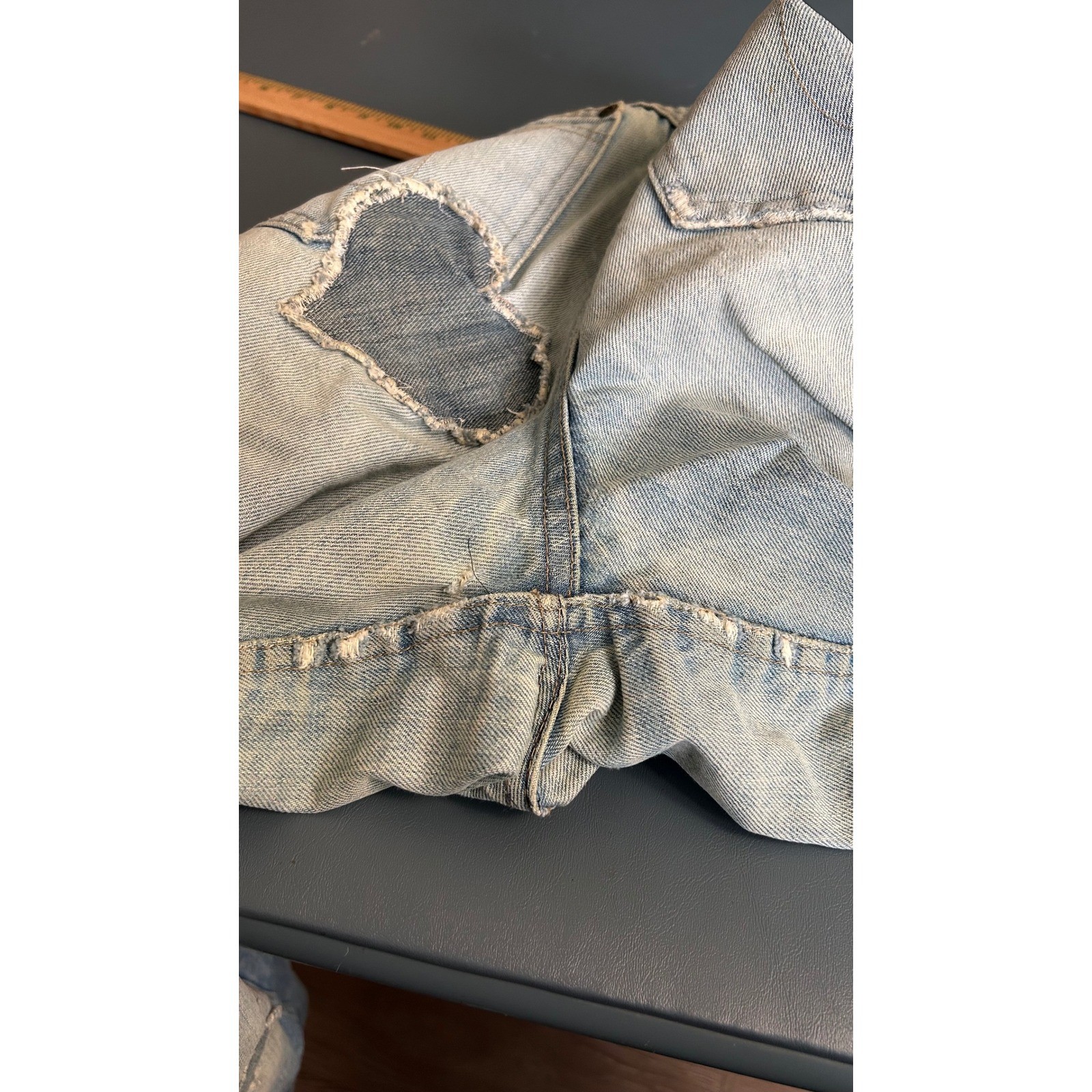 Vintage Distressed High Waist Jeans Calvin Klein Heart Patch Straight Leg 27×31