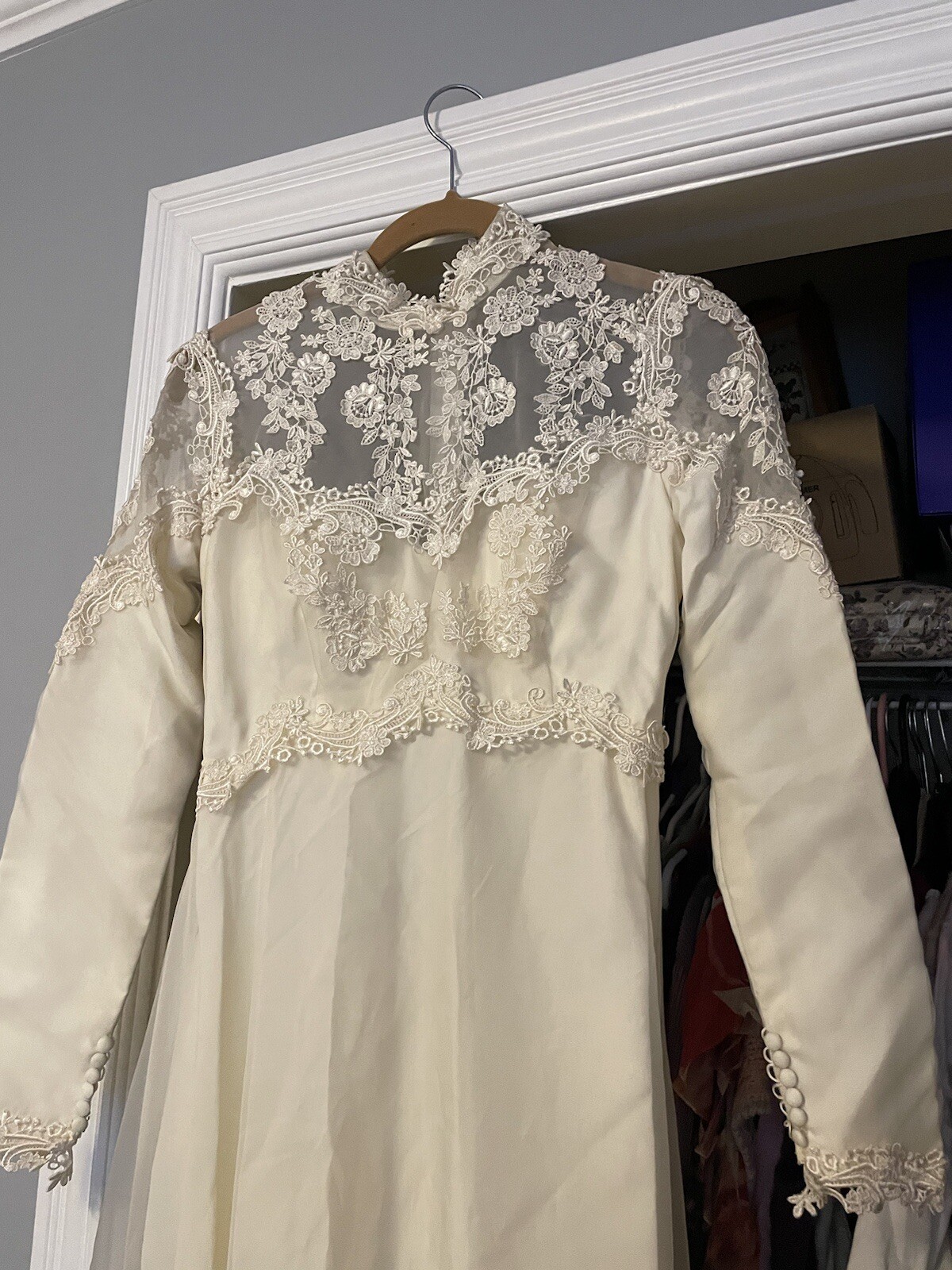 Vintage Wedding Dress