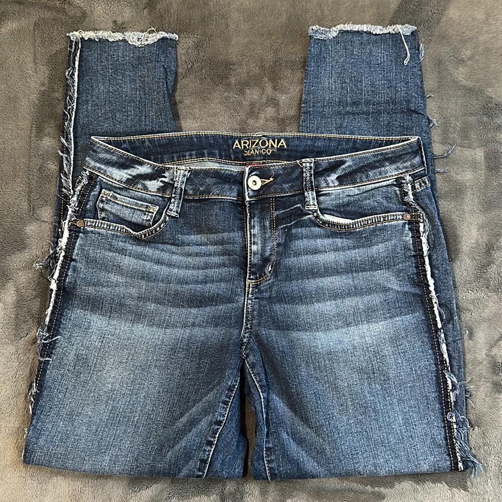 Arizona Jeans Company Juniors Ankle Jeans Size 9