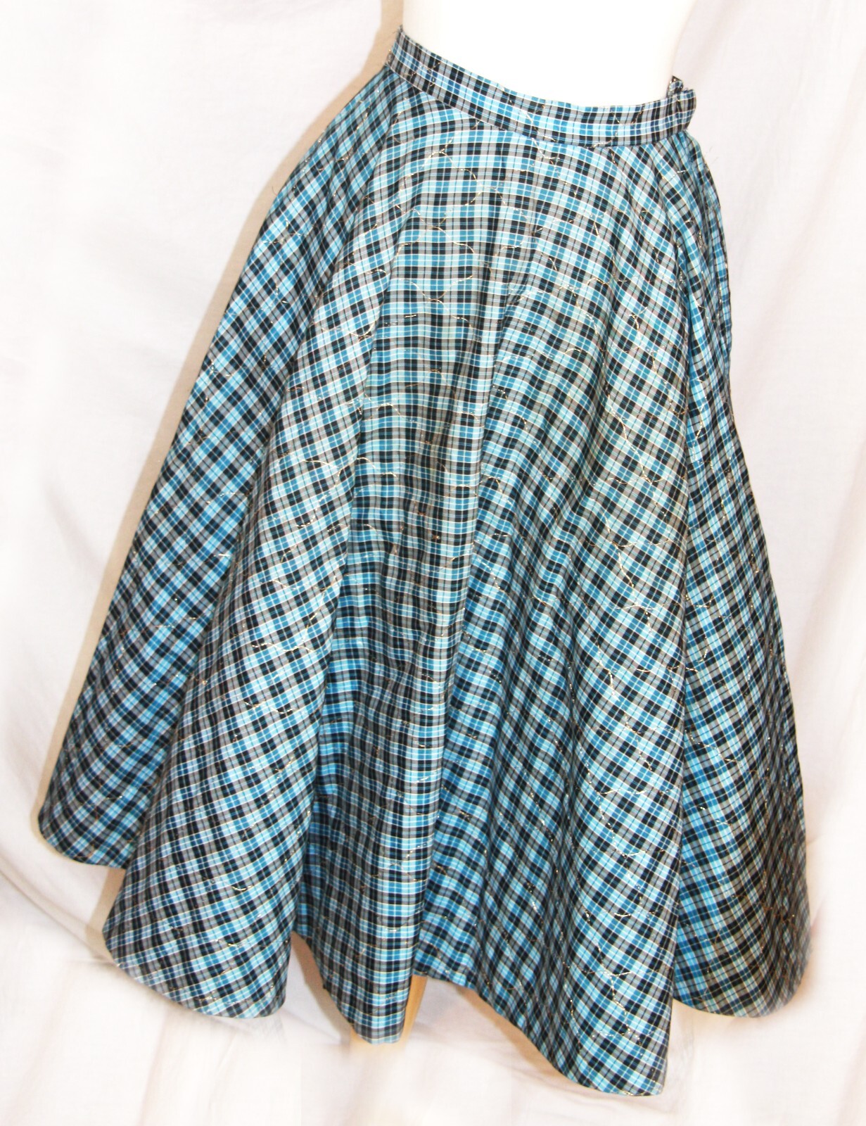 Vintage 1950s circle skirt plaid blue gold metallic Frelich’s rockabilly