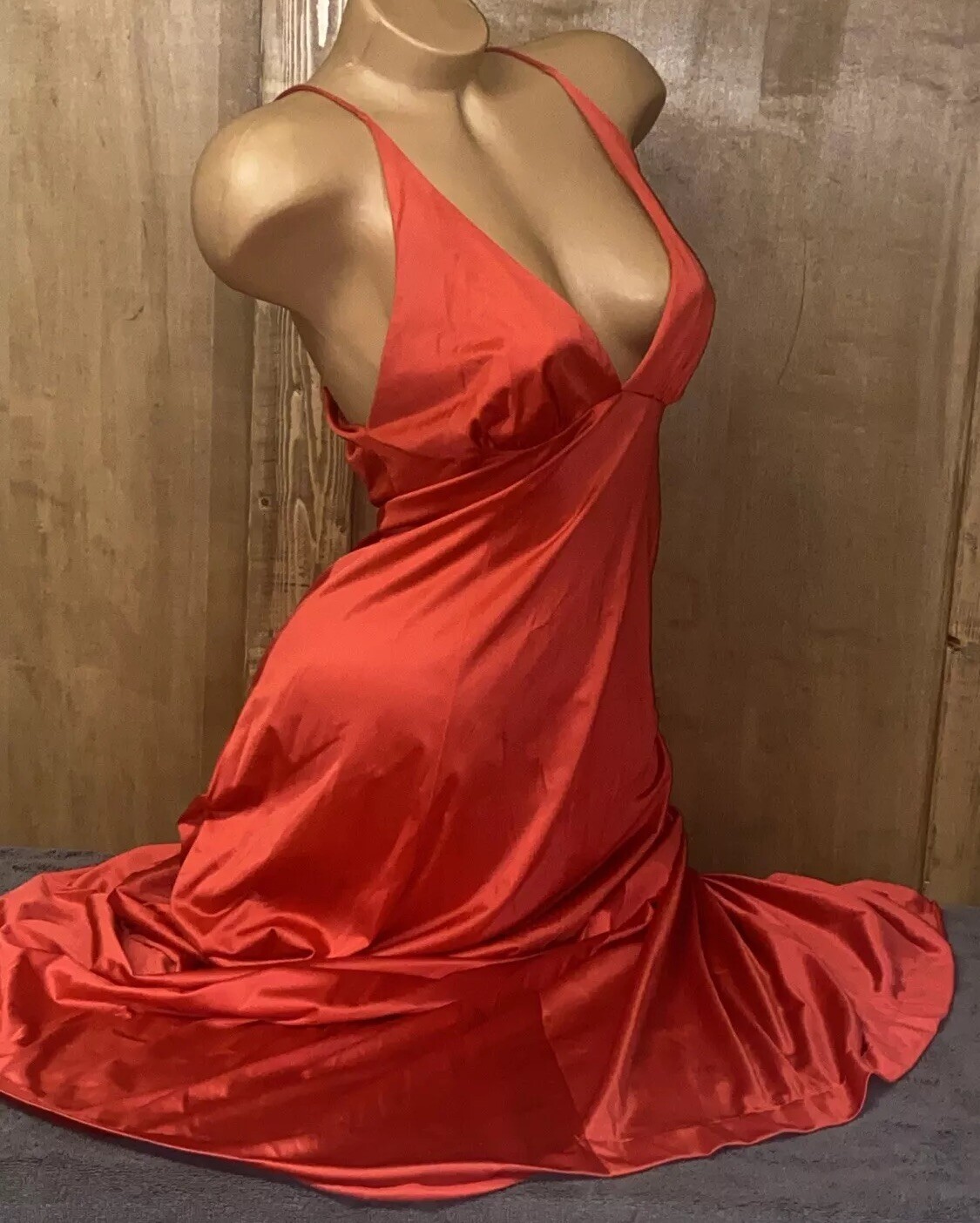 Vintage Vanity Fair Long Red Satin Nylon SZ 32 Flowing Nightie Dress Slip #15