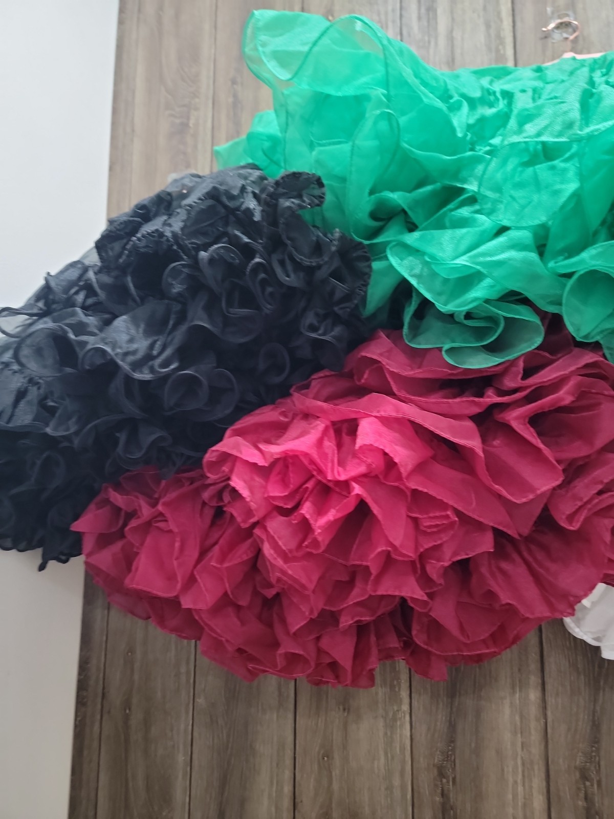 Lot of 5 Vintage Malco Modes S-501 Square Dance Petticoats Crinolines Ruffle Ski