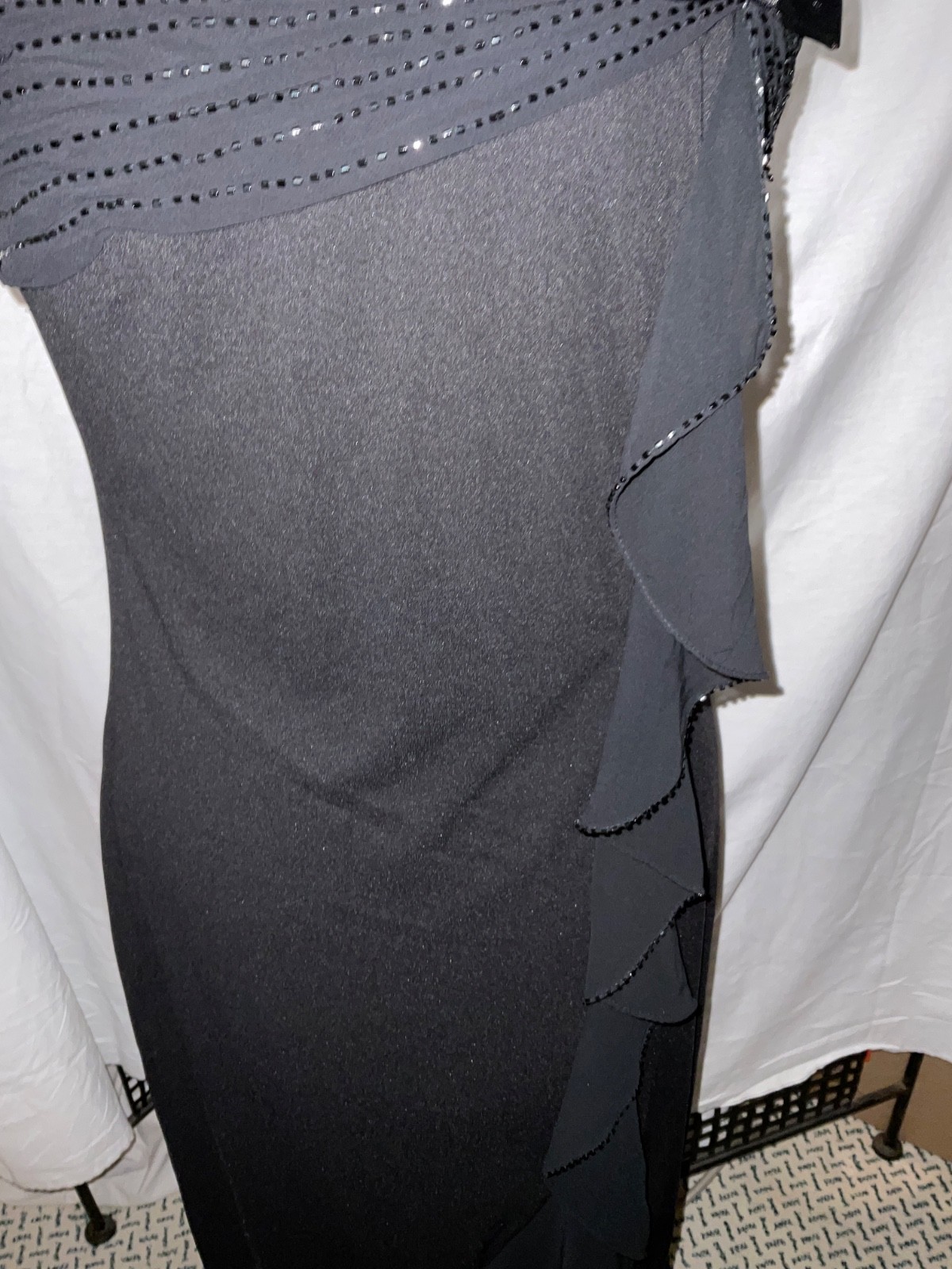 vintage Womans De Laru Black gown beading on bodice