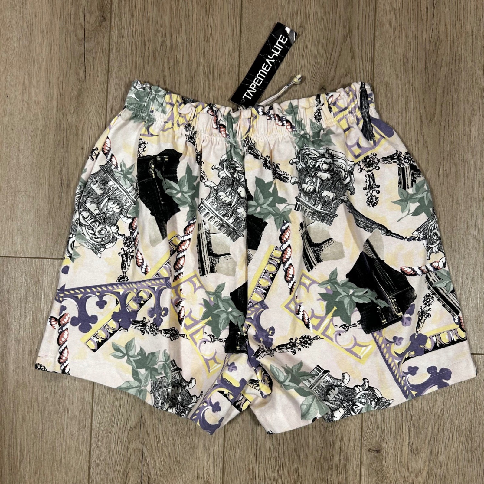 Vintage Baroque Architectural Maximalist Print Shorts Saks Fifth Avenue M/L