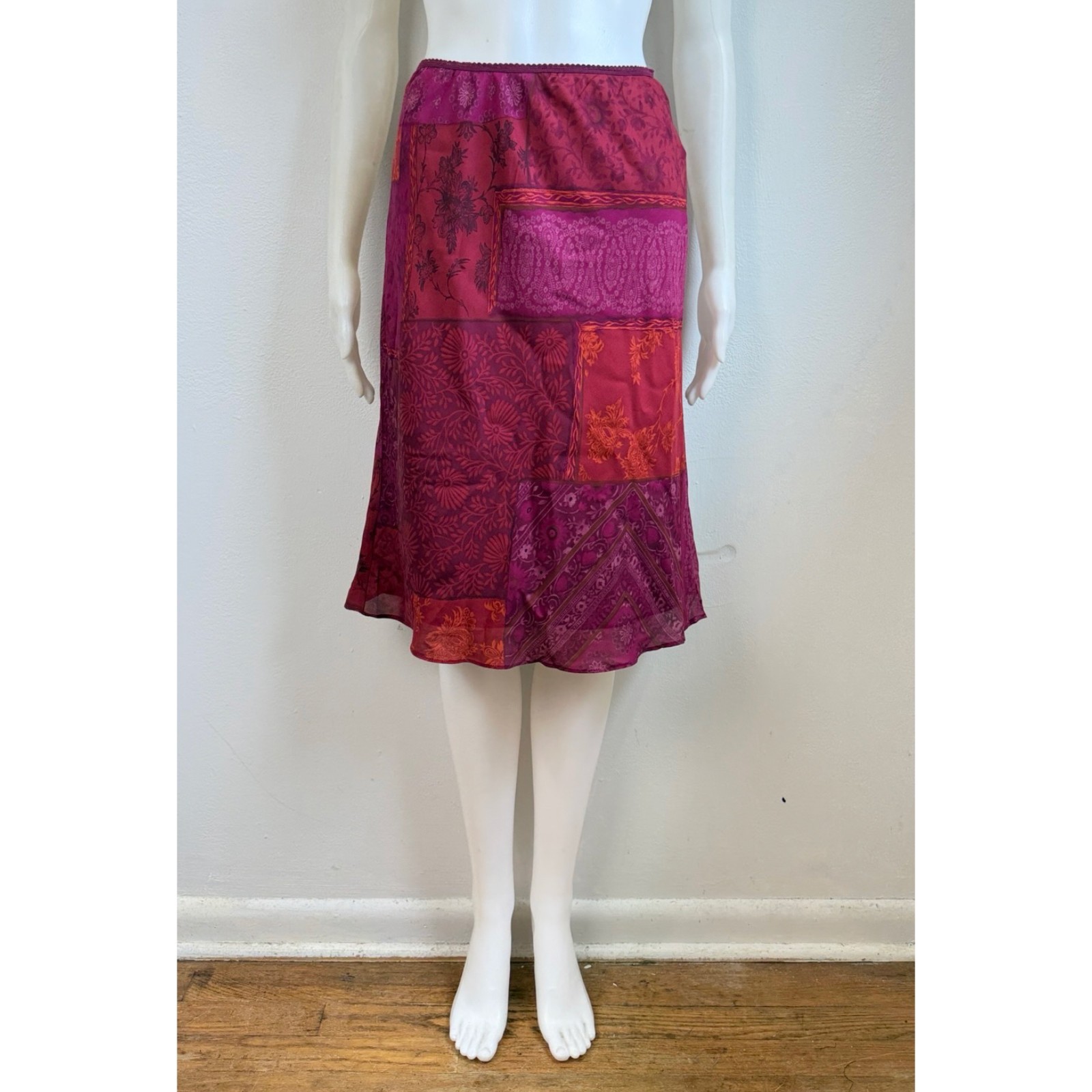 Vintage Patchwork Floral Print Silk Skirt Size Small 26-28″ Elastic Waist 90s