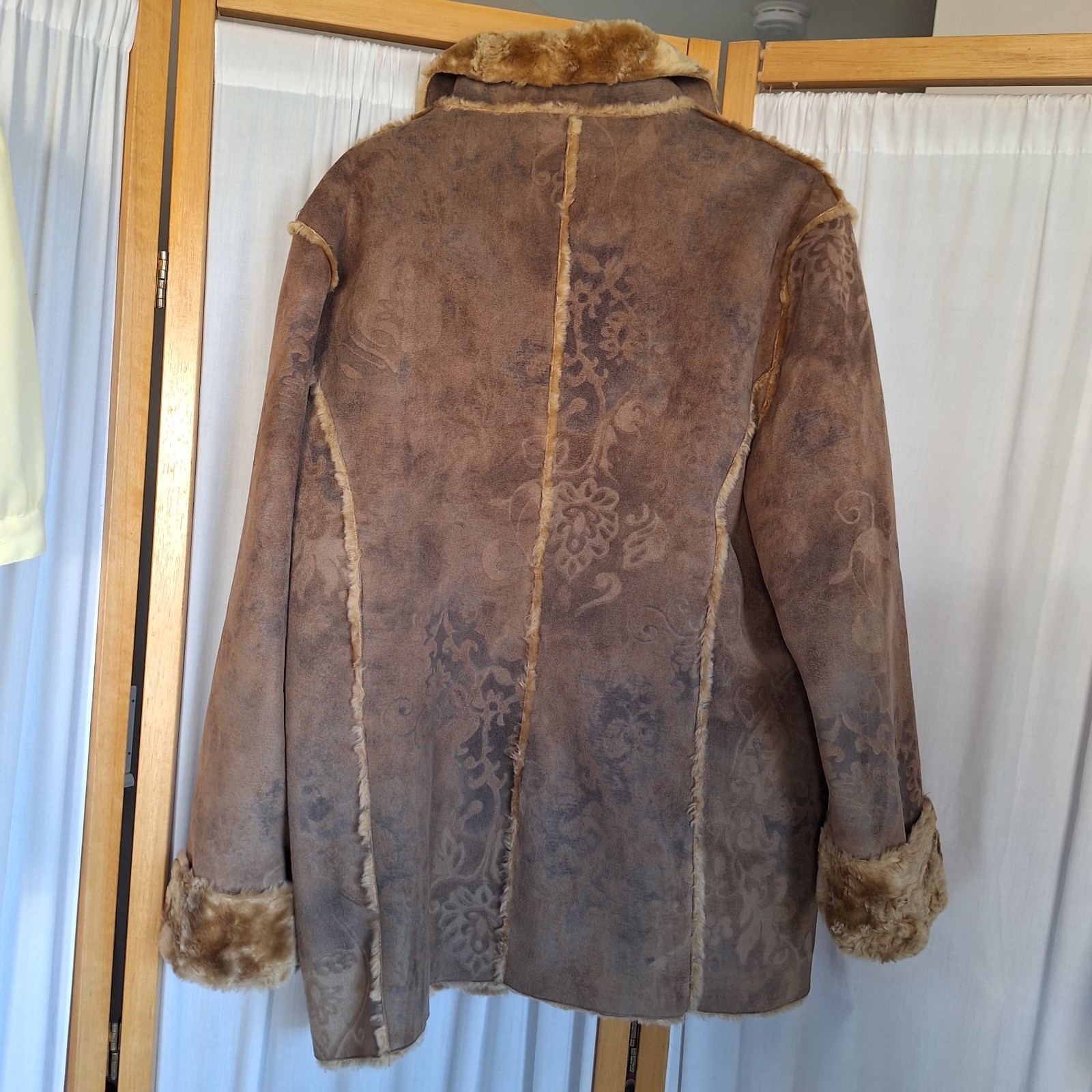 Vtg Chico’s Design Artisan Faux Suede Fur Shearling Coat Sz 1